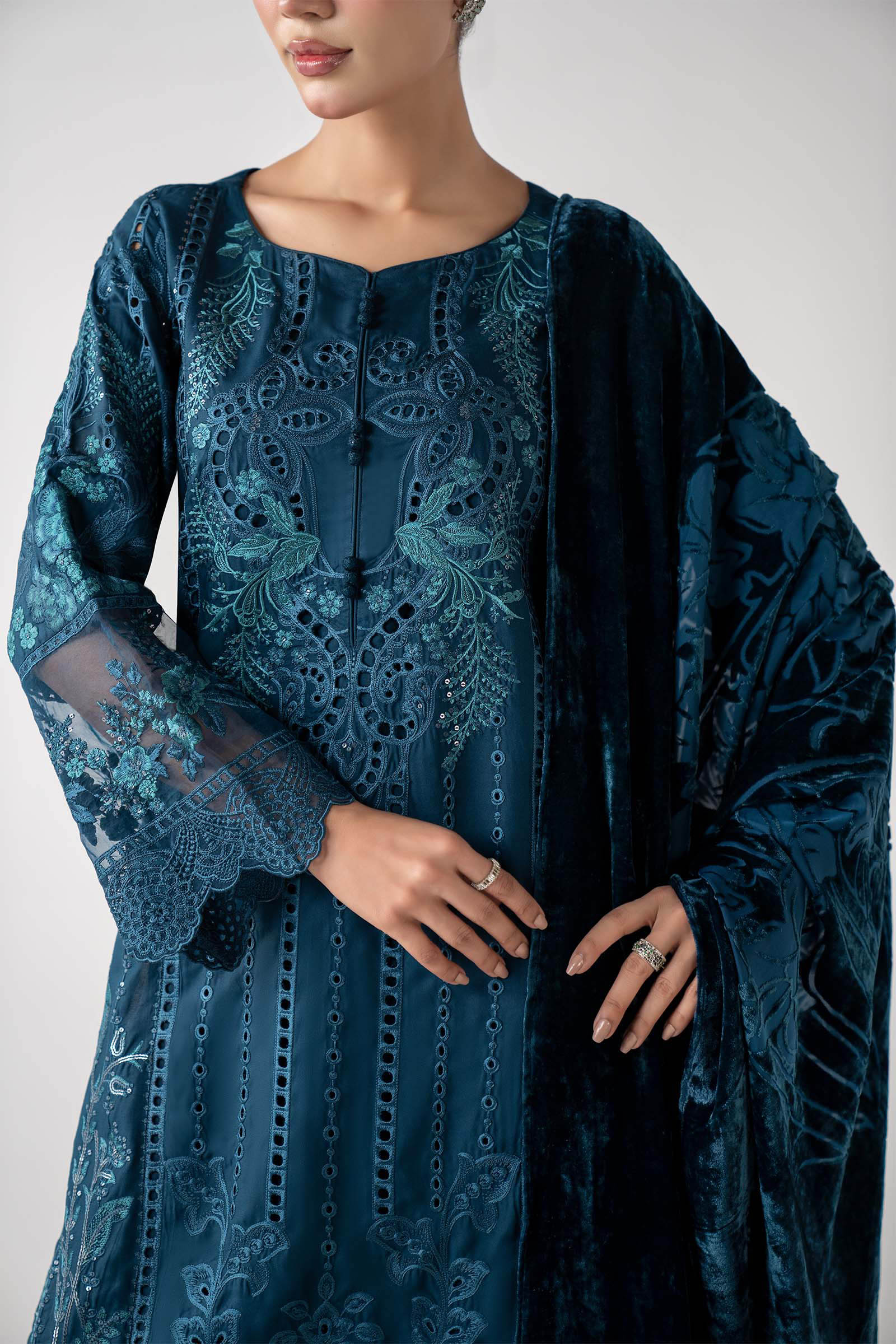Maria B | Luxury Winter Pret 25 | DW-W25-24-Teal - House Of Hania