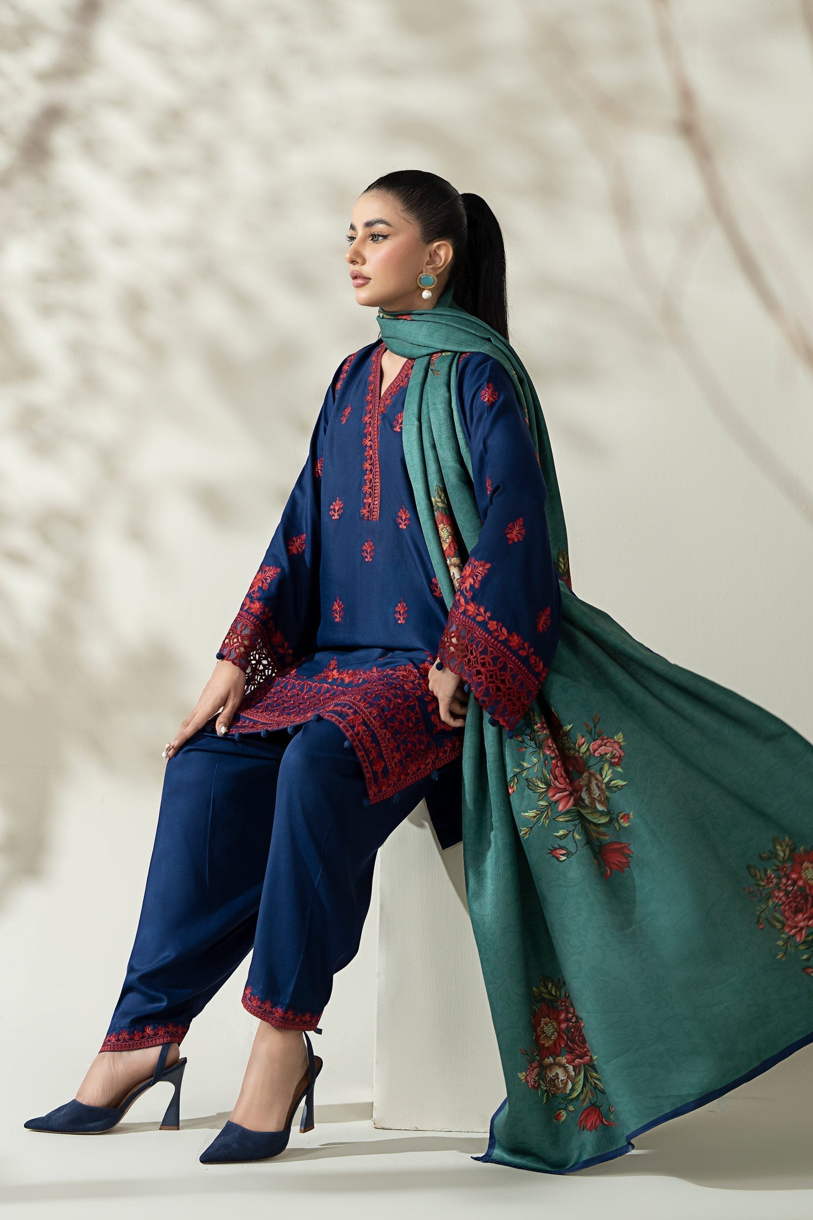 Maria B | Luxury Winter Pret 25 | DW-W25-46-Blue - House Of Hania