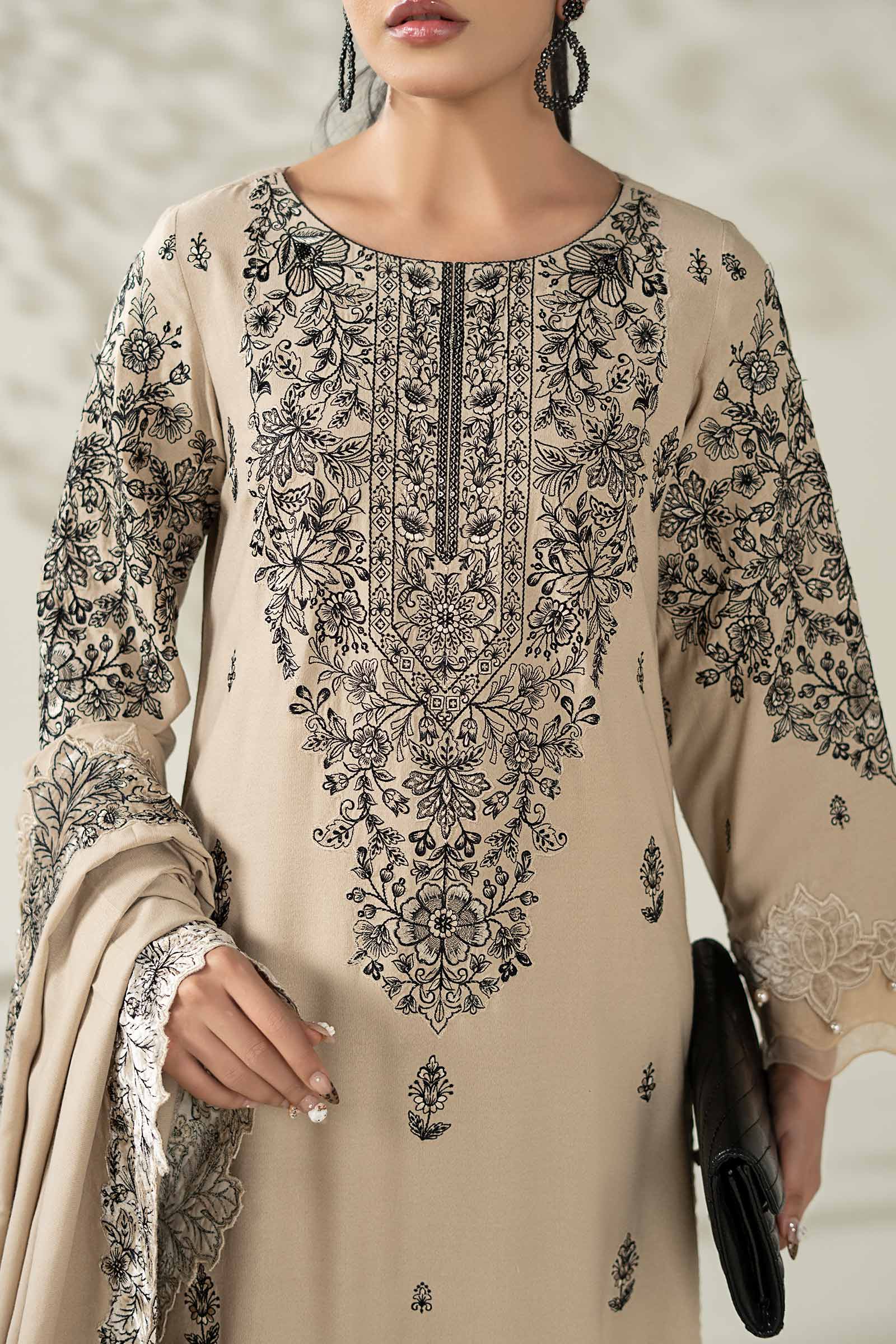 Maria B | Luxury Winter Pret 25 | DW-W25-47-BEIGE - House Of Hania