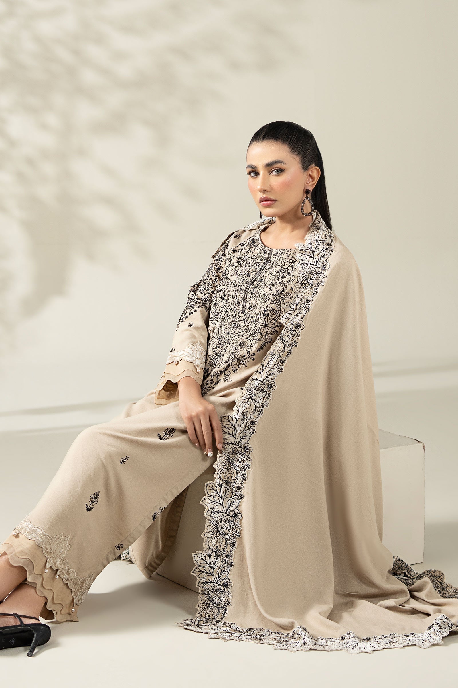 Maria B | Luxury Winter Pret 25 | DW-W25-47-BEIGE - House Of Hania