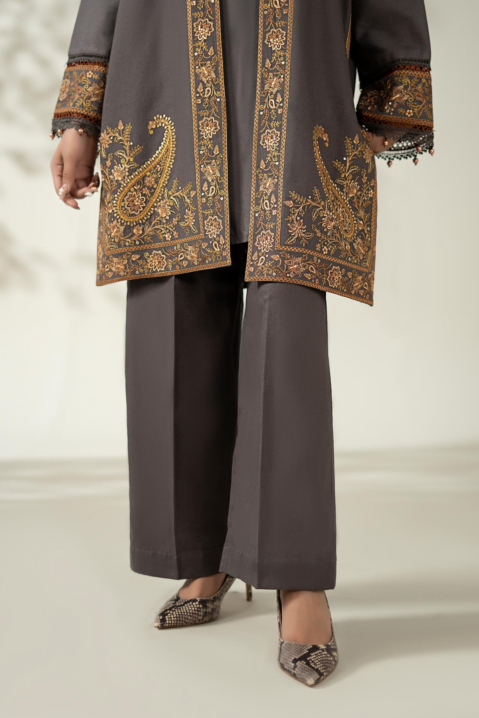 Maria B | Luxury Winter Pret 25 | DW-W25-49-Grey - House Of Hania