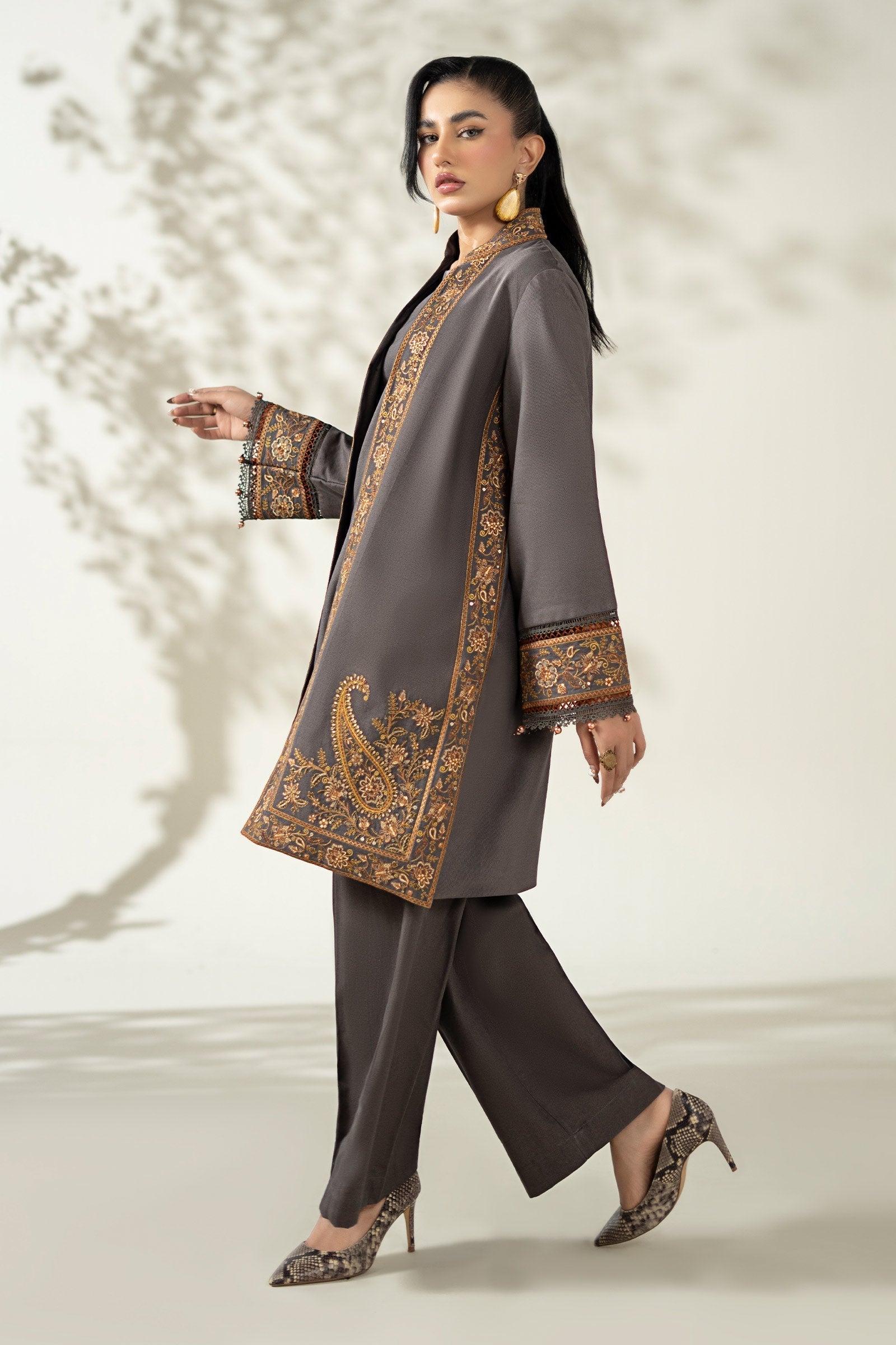 Maria B | Luxury Winter Pret 25 | DW-W25-49-Grey - House Of Hania