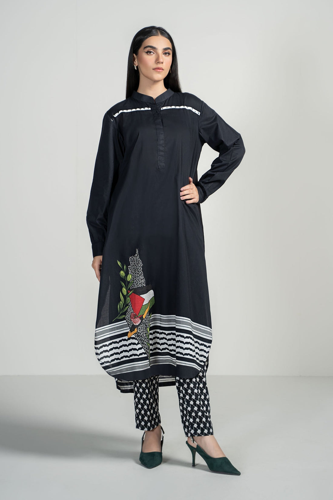 Maria B | Luxury Winter Pret 25 | PS-PF24-04-Black - House Of Hania