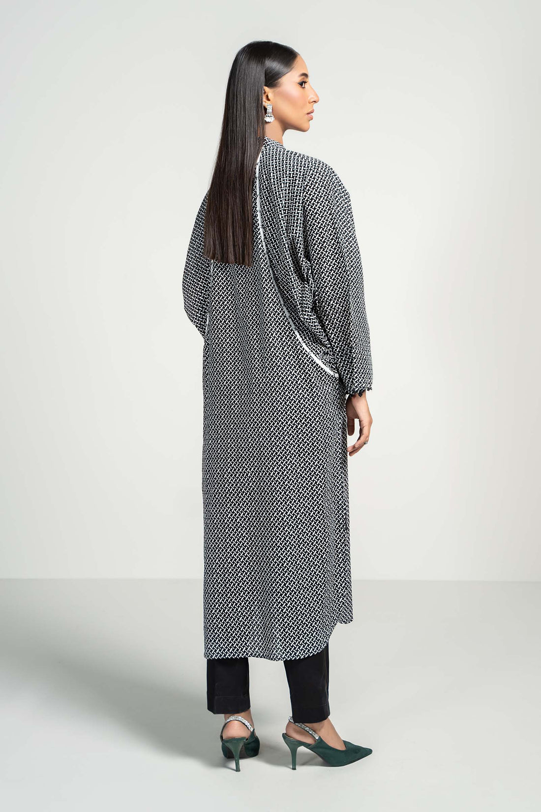 Maria B | Luxury Winter Pret 25 | PS-PF24-09-Black - House Of Hania
