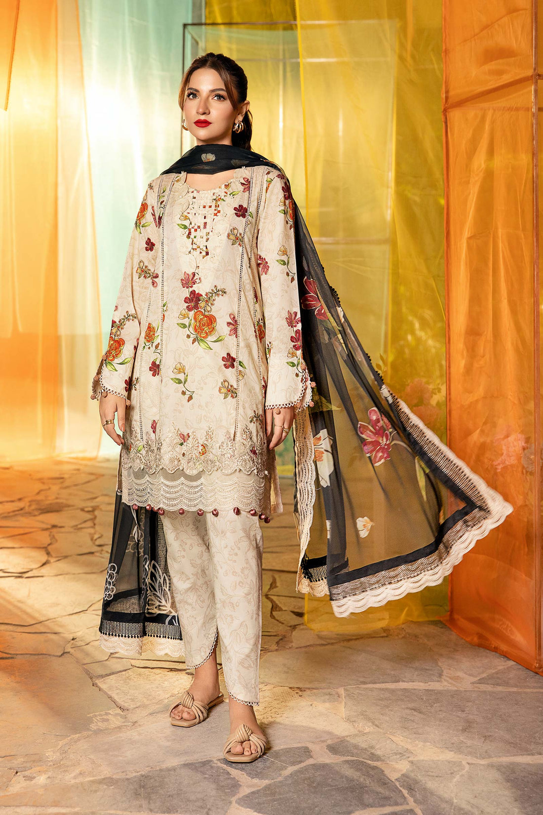 Maria B | M Basic Summer Lawn 25 | MB-CUS25-702B - House Of Hania