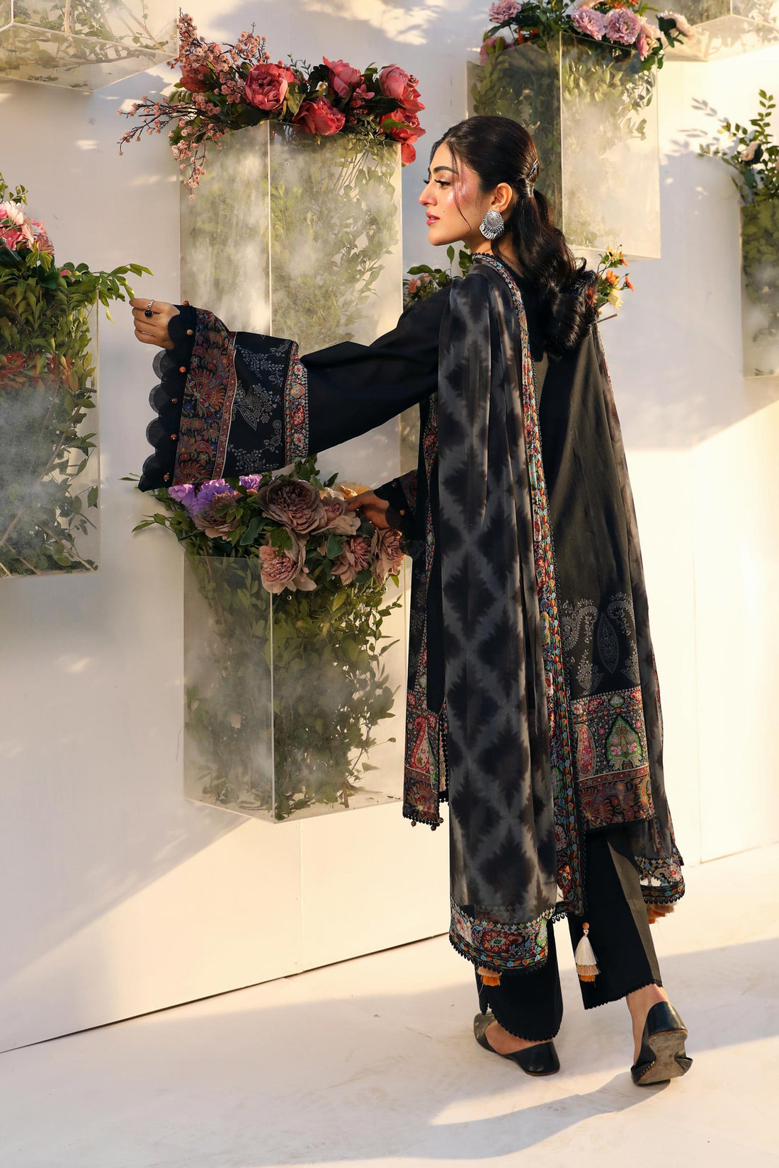 Maria B | M Basic Summer Lawn 25 | MB-CUS25-703A - House Of Hania