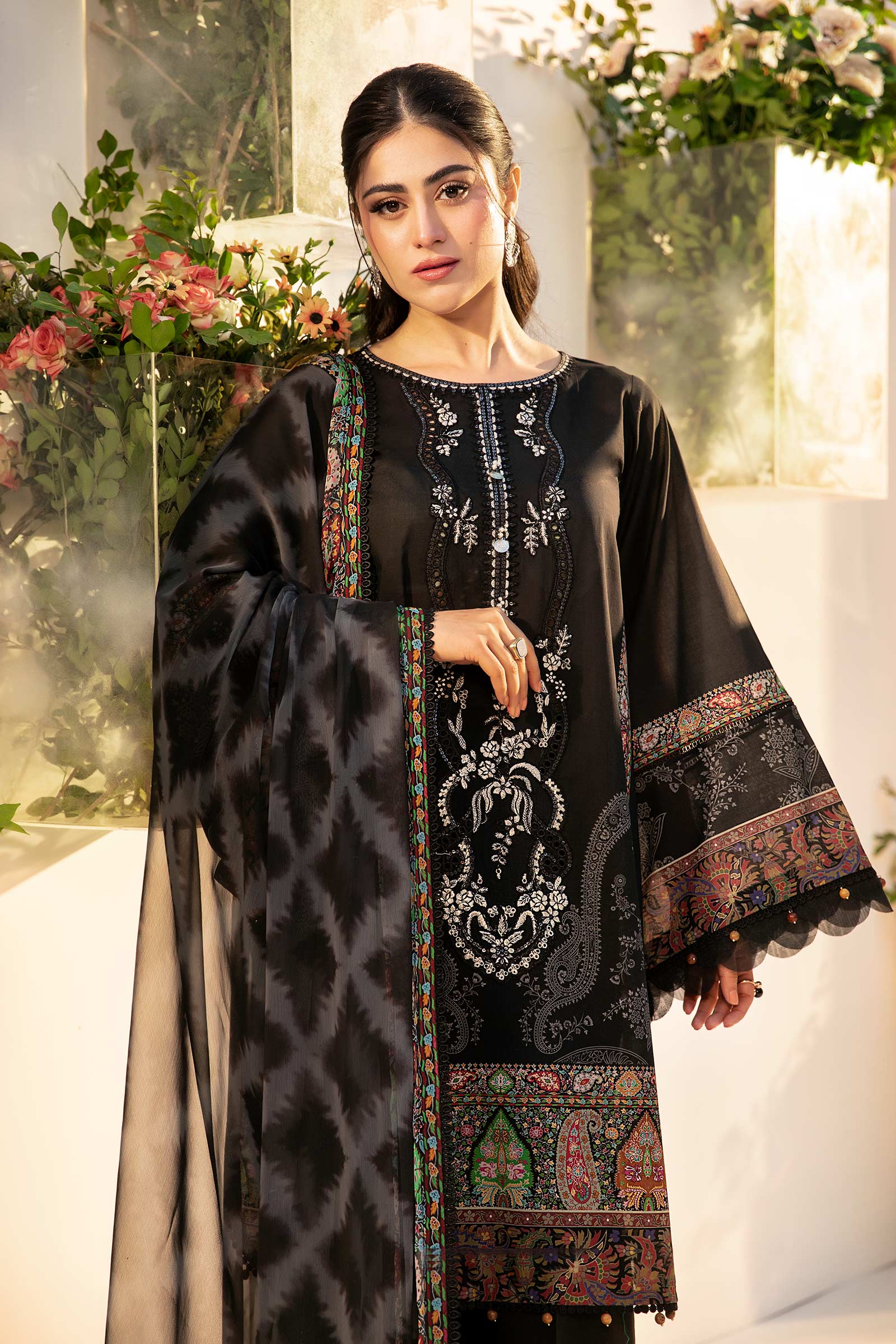 Maria B | M Basic Summer Lawn 25 | MB-CUS25-703A - House Of Hania
