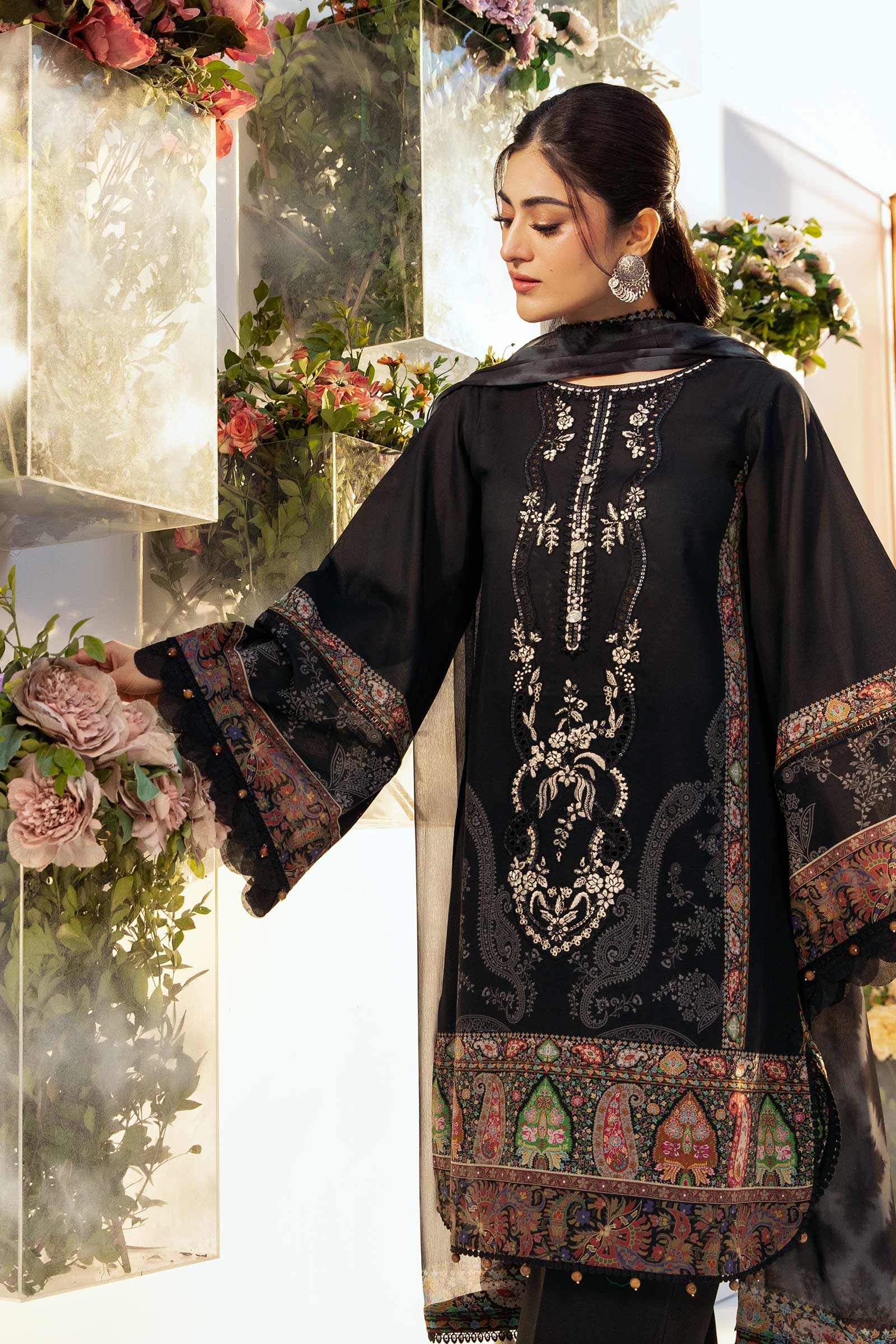 Maria B | M Basic Summer Lawn 25 | MB-CUS25-703A - House Of Hania