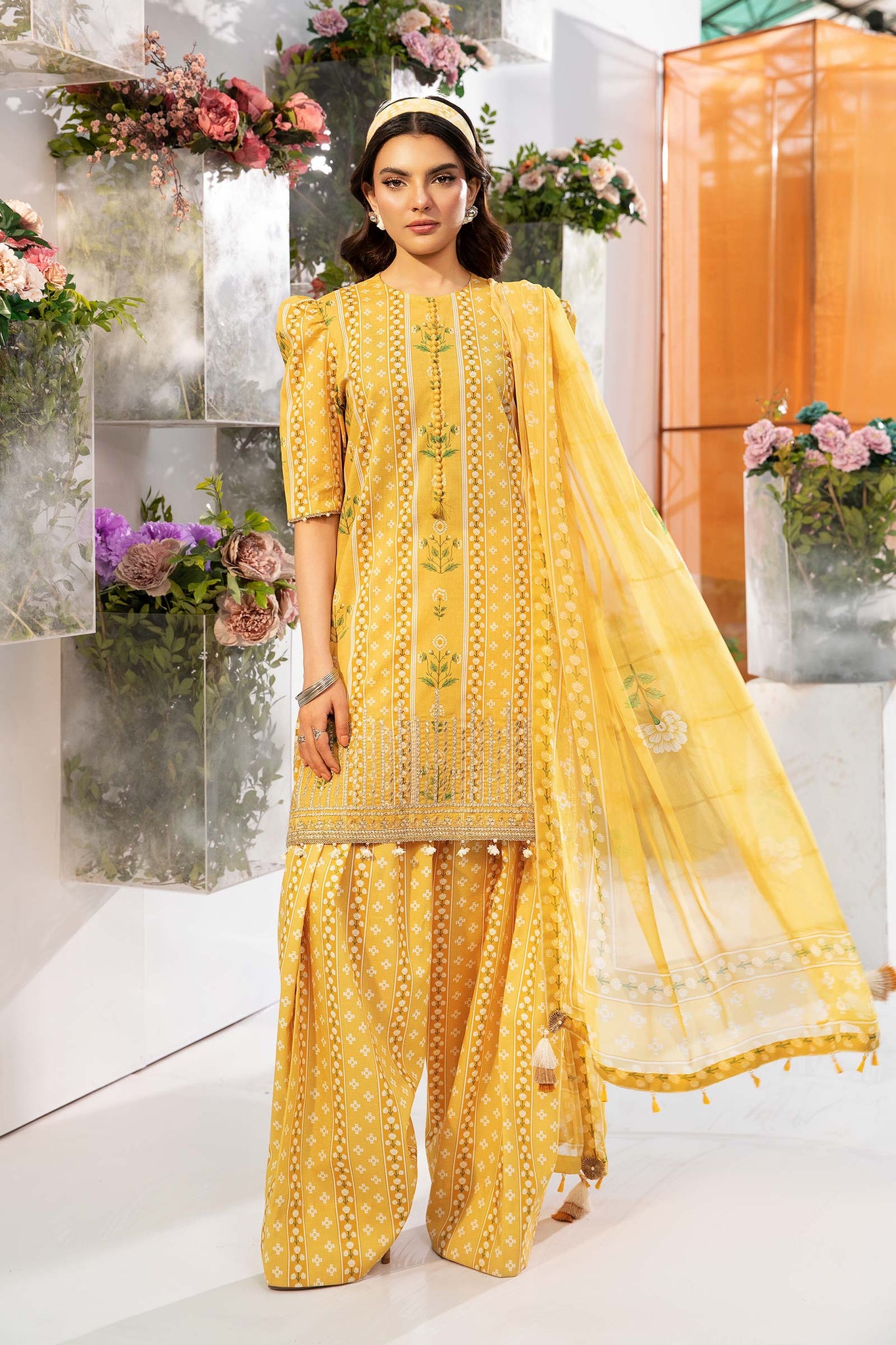 Maria B | M Basic Summer Lawn 25 | MB-CUS25-711A - House Of Hania