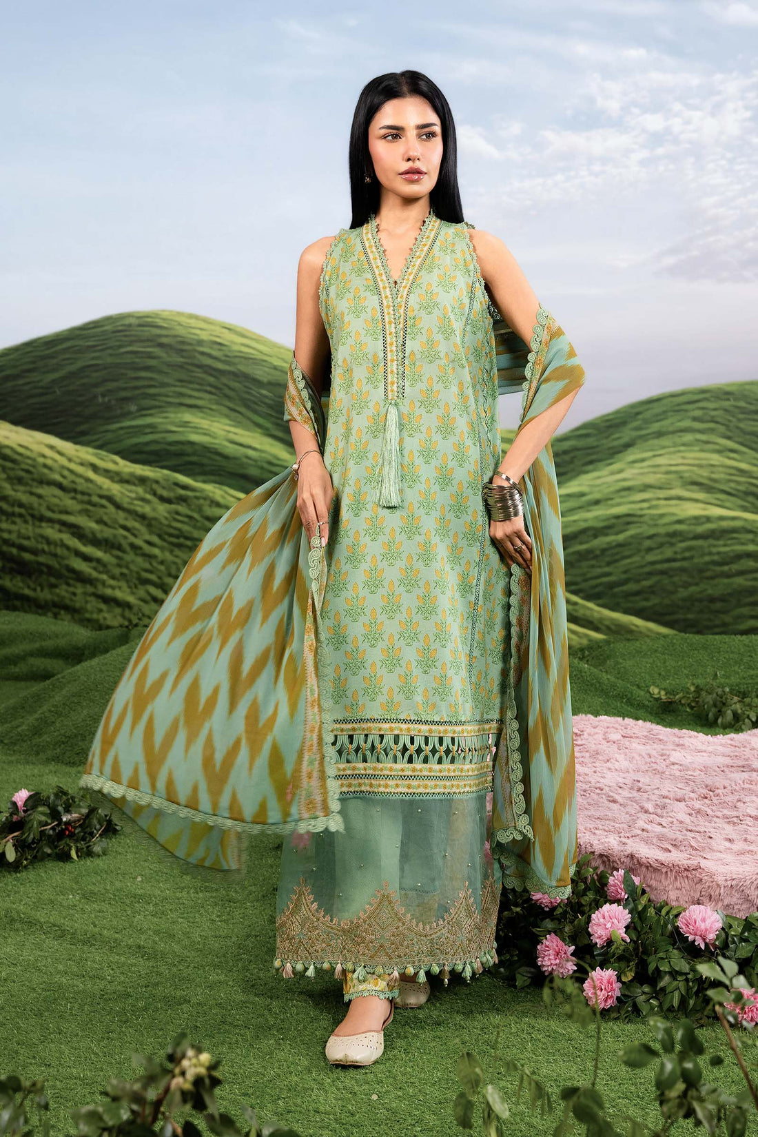 Maria B | M Basics Dreamscape Eid Lawn | MB-CUSV14-12B - House Of Hania
