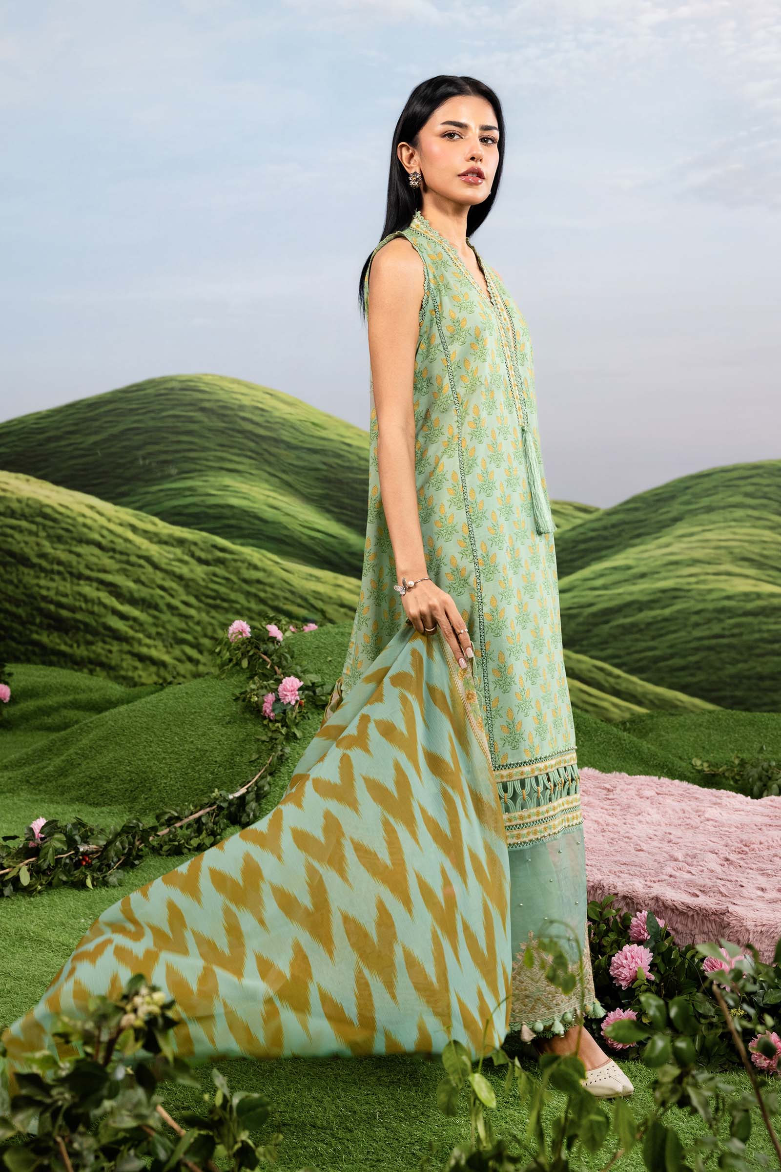 Maria B | M Basics Dreamscape Eid Lawn | MB-CUSV14-12B - House Of Hania