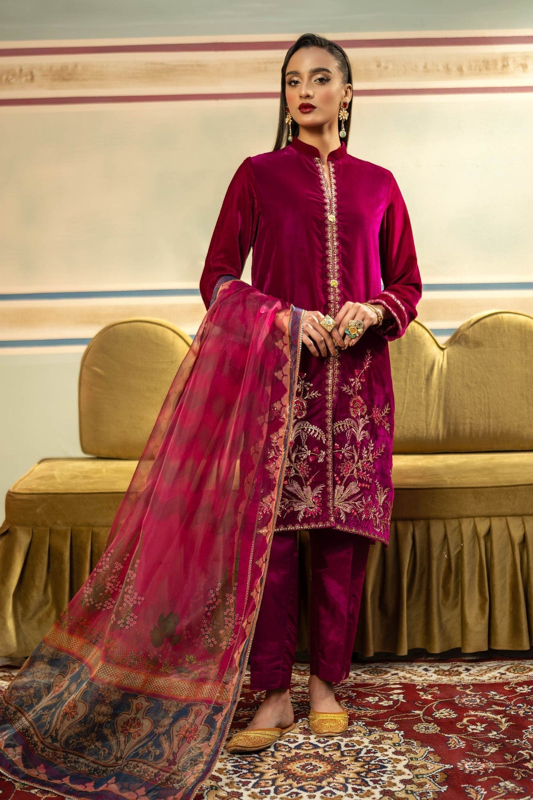 Maria B | M Basics Festive Velvet | MB-USW24-605 - House Of Hania