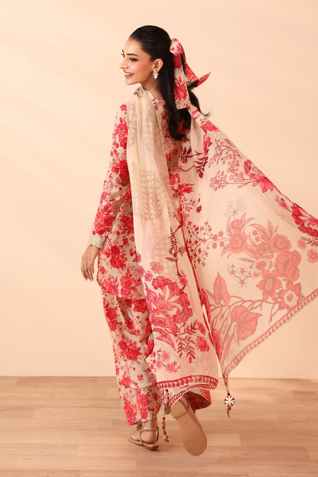 Maria B | Pre Fall Dresses | 3 Piece Embroidered Lawn Suit Pink - House Of Hania