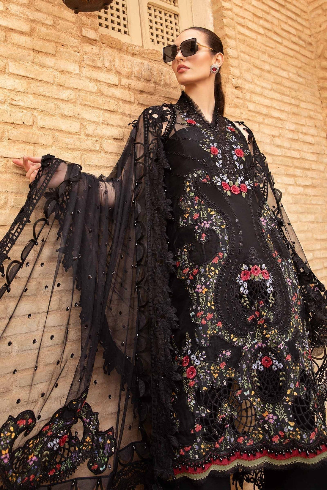 Maria B | Voyage a' Luxe Lawn | D-2405-B - House Of Hania