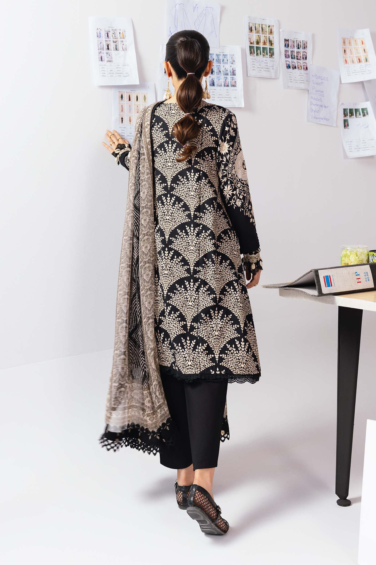 Maria B | Winter Basics 25 | MB-CUS25-1108A - House Of Hania