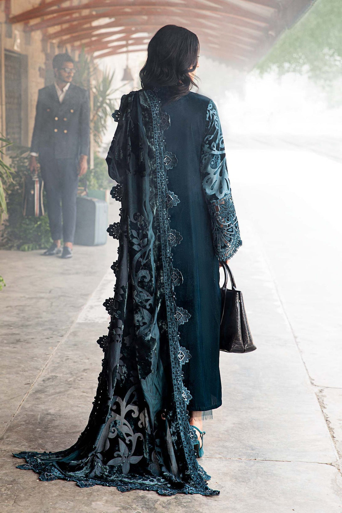 Maria B | Winter Luxe 24 | DL-1203 - House Of Hania