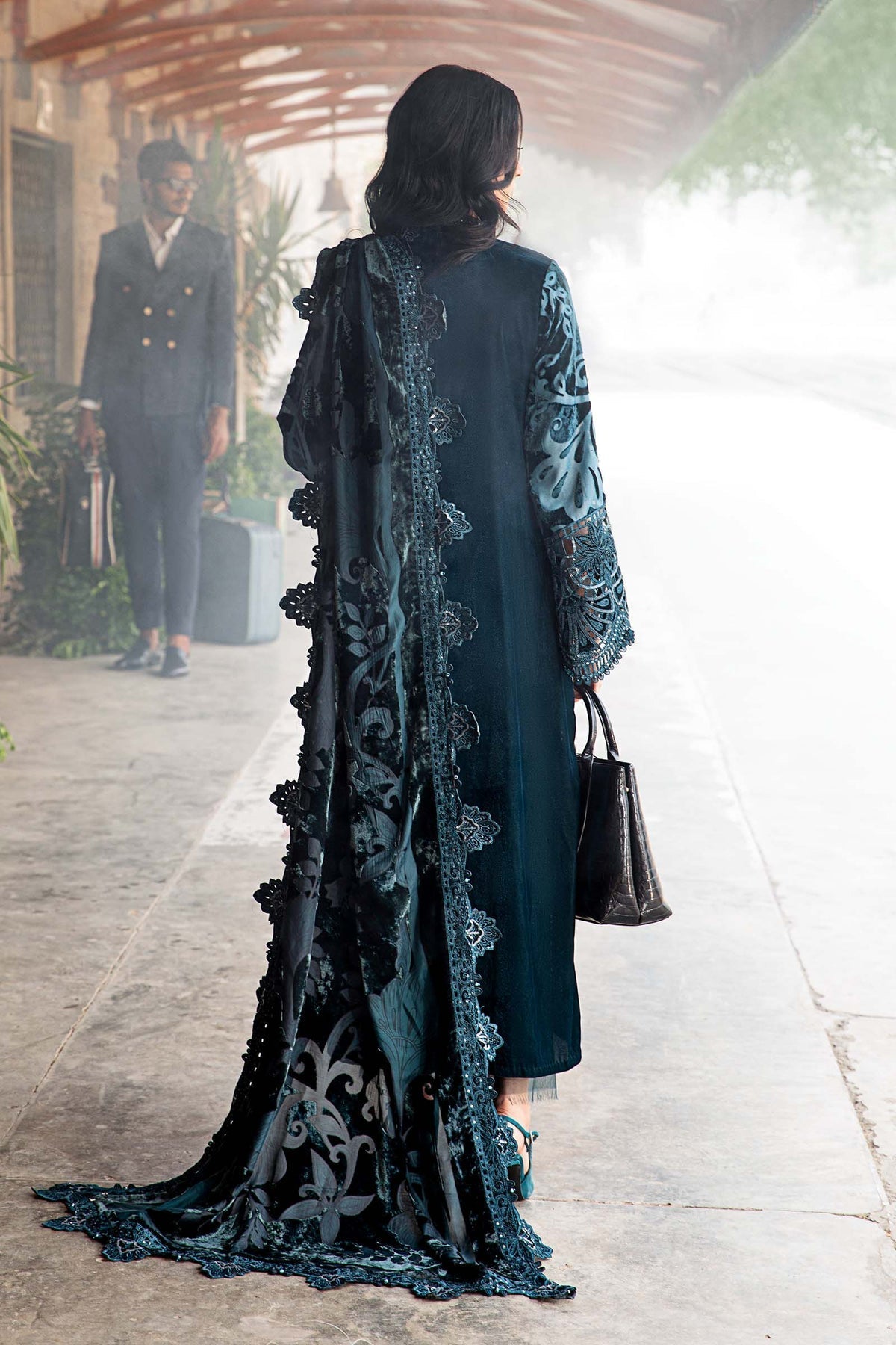 Maria B | Winter Luxe 24 | DL-1203 - House Of Hania