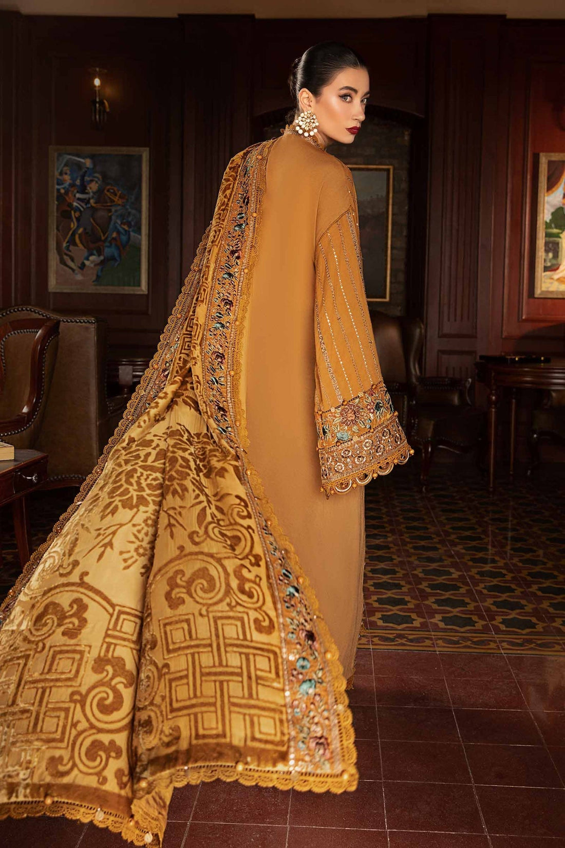 Maria B | Winter Luxe 24 | DL-1207 - House Of Hania
