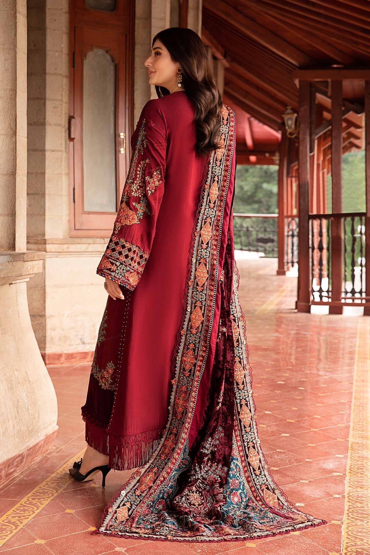 Maria B | Winter Luxe 24 | DL-1210 - House Of Hania