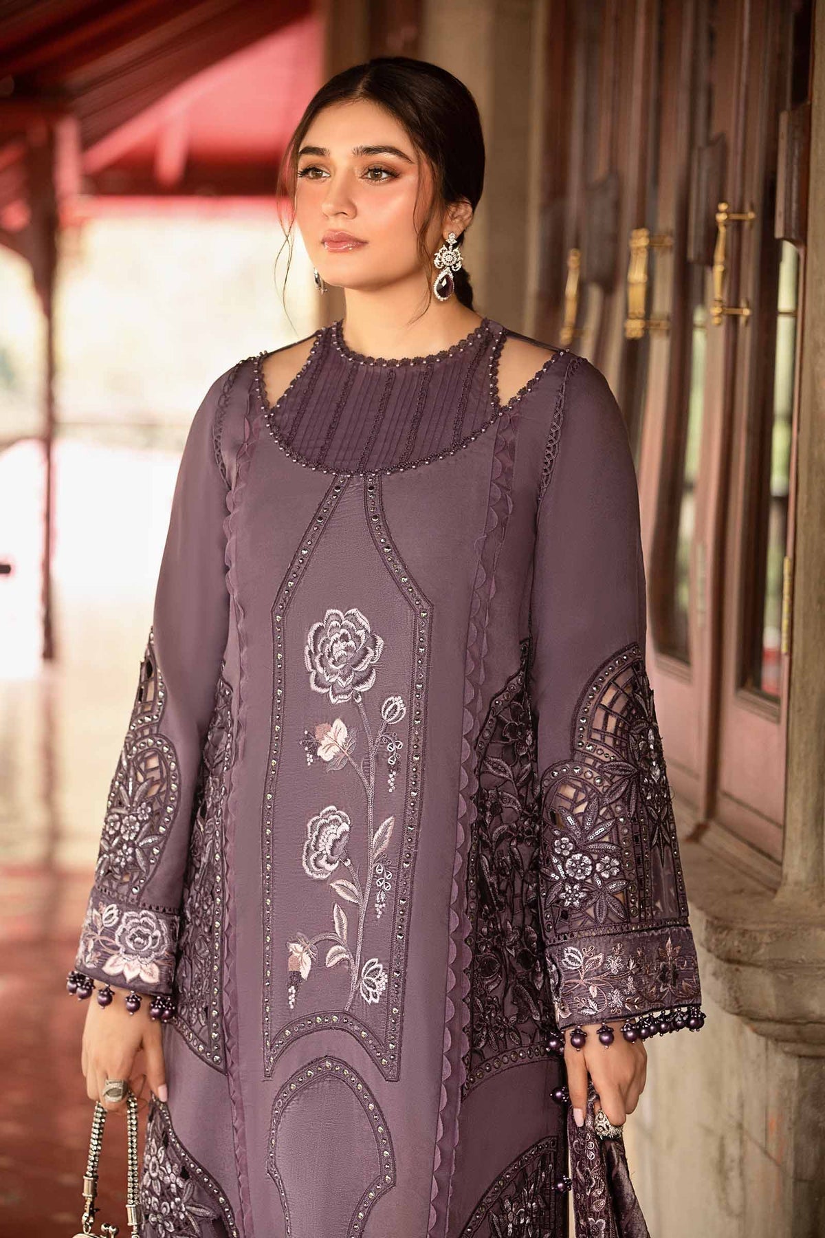Maria B | Winter Luxe 24 | Velvet DL-1202 - House Of Hania