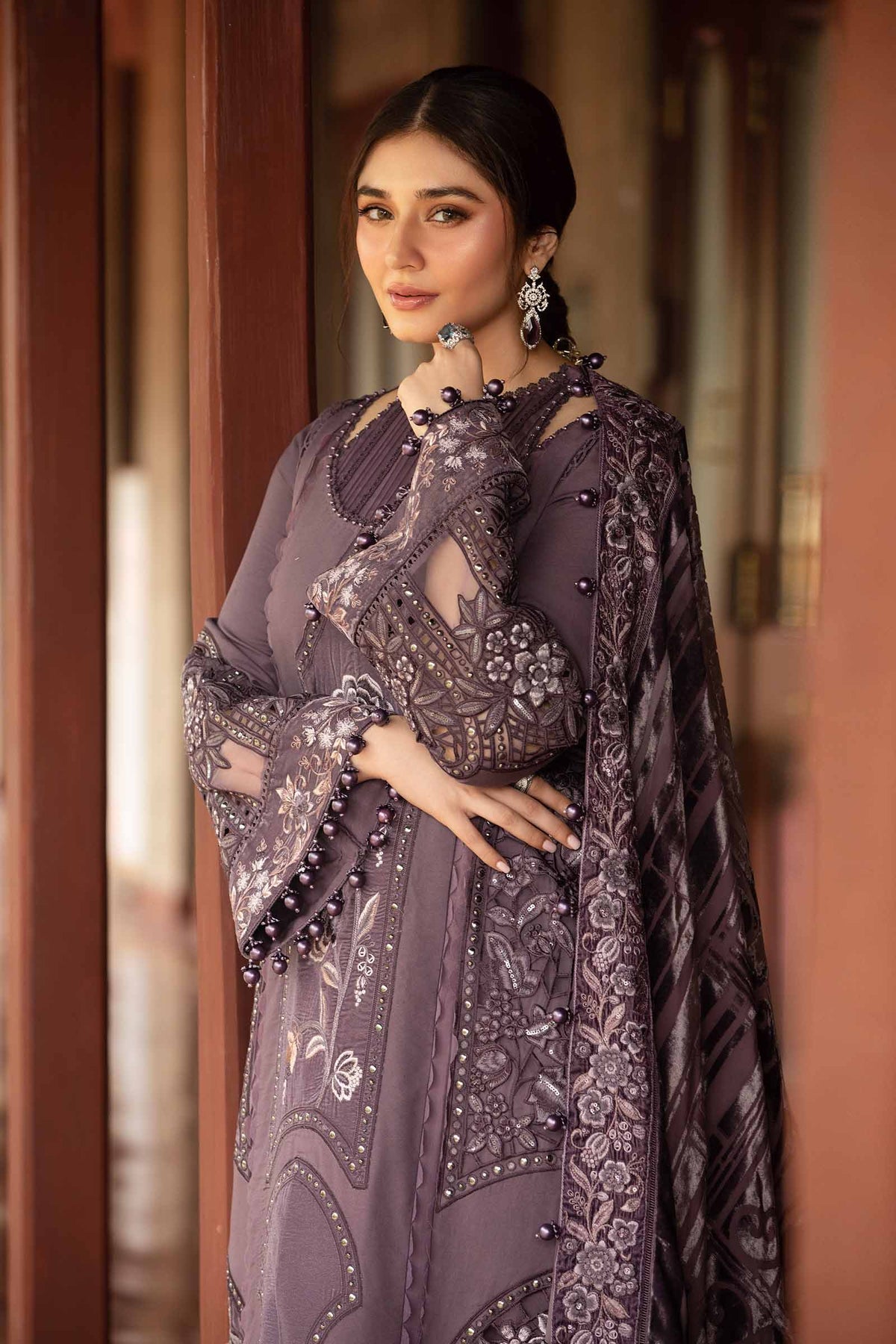 Maria B | Winter Luxe 24 | Velvet DL-1202 - House Of Hania
