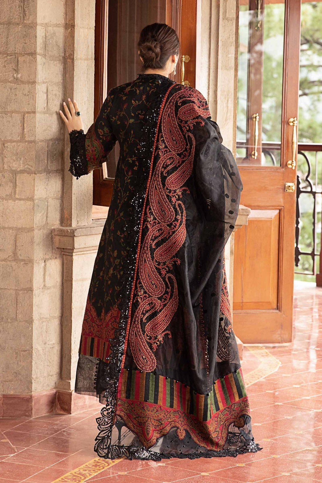 Maria B | Winter Luxe 24 | Velvet DL-1204 - House Of Hania