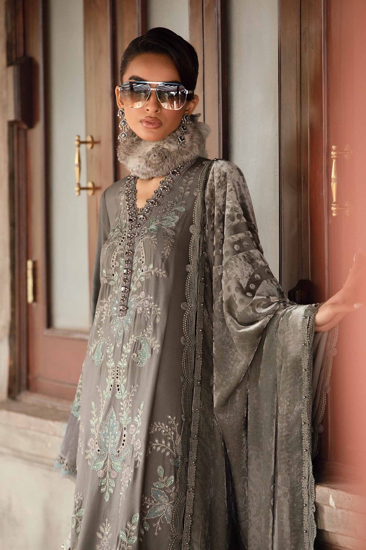Maria B | Winter Luxe 24 | Velvet DL-1209 - House Of Hania