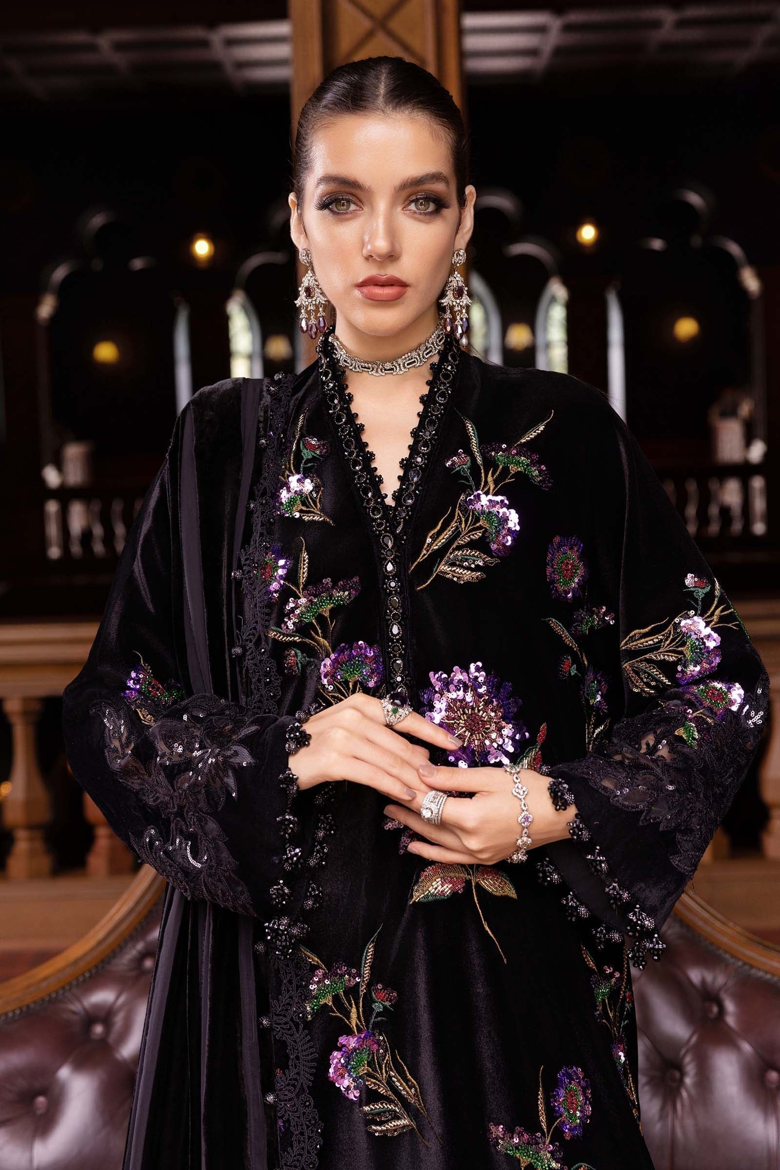 Maria B | Winter Luxe 25 | WL-1306 - House Of Hania