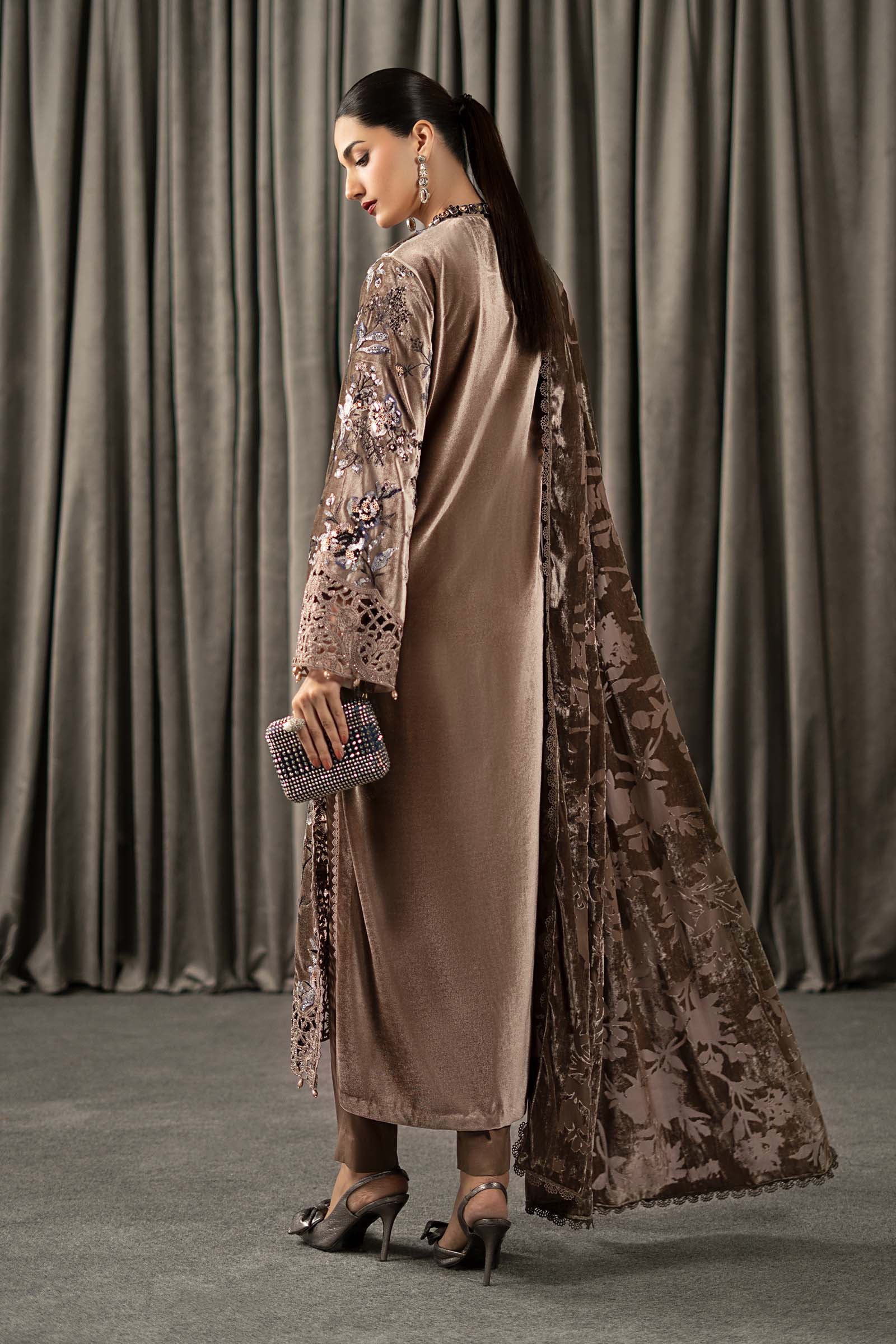 Maria B | Winter Luxe Pret 25 | WLS-1303-BEIGE - House Of Hania