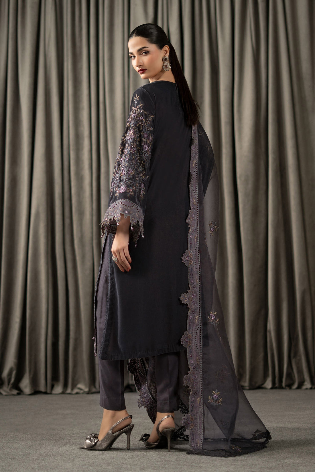 Maria B | Winter Luxe Pret 25 | WLS-1305 - House Of Hania