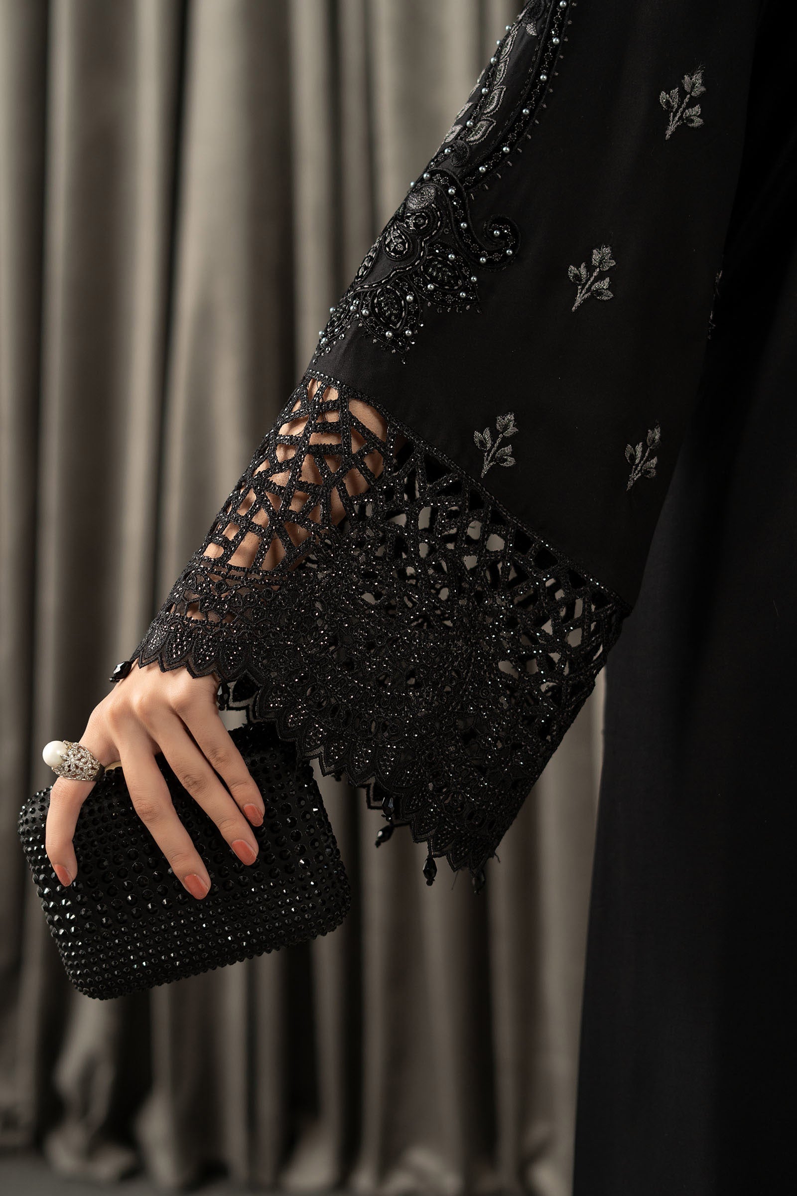 Maria B | Winter Luxe Pret 25 | WLS-1307-Black - House Of Hania