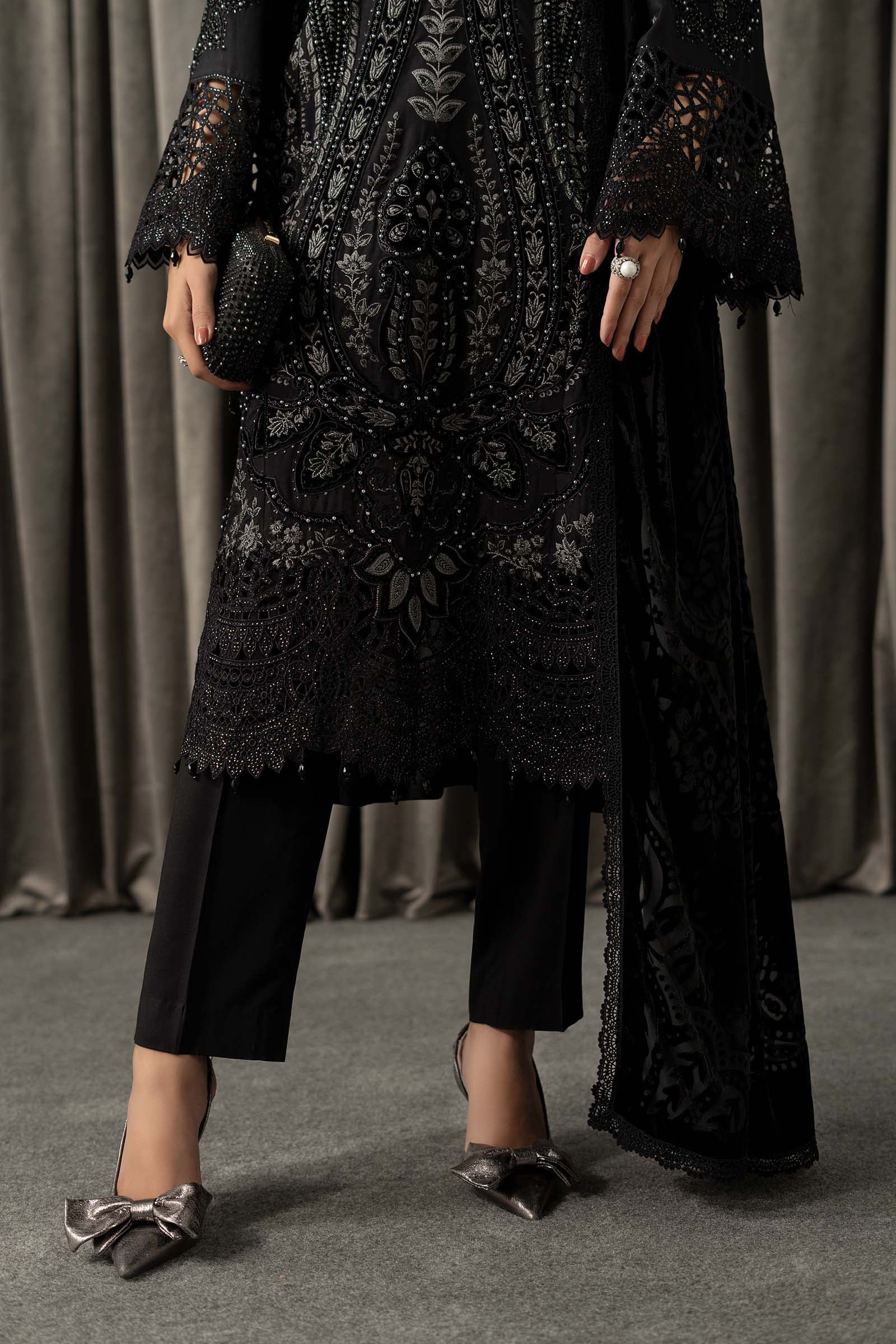 Maria B | Winter Luxe Pret 25 | WLS-1307-Black - House Of Hania