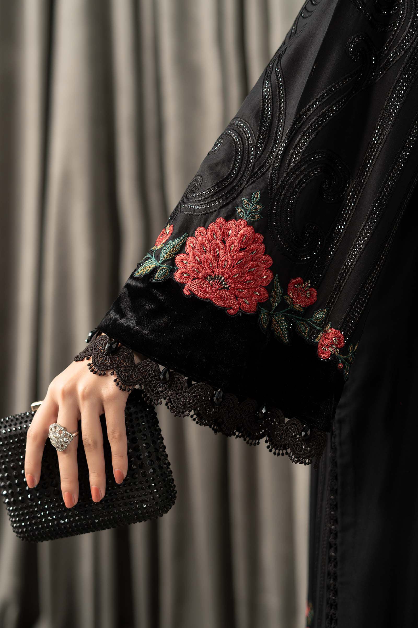 Maria B | Winter Luxe Pret 25 | WLS-1309-Black - House Of Hania