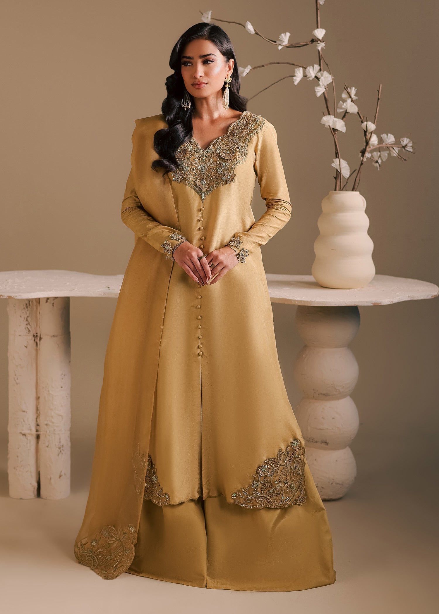 Maria Osama Khan | Noir Bliss Luxury Formals | Golden Ember - House Of Hania