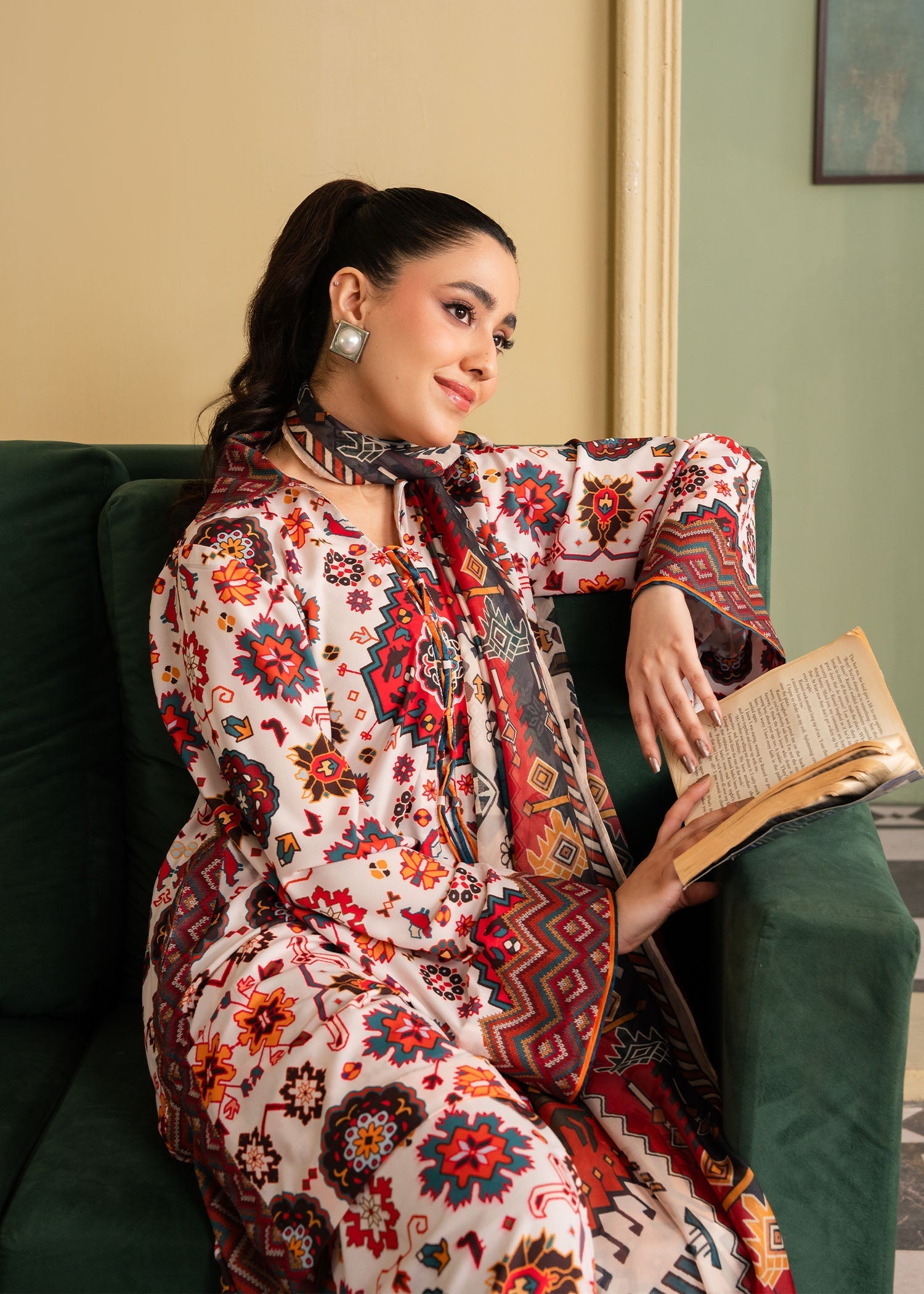 Maria Osama Khan | Retro'26 | Daisy - House Of Hania
