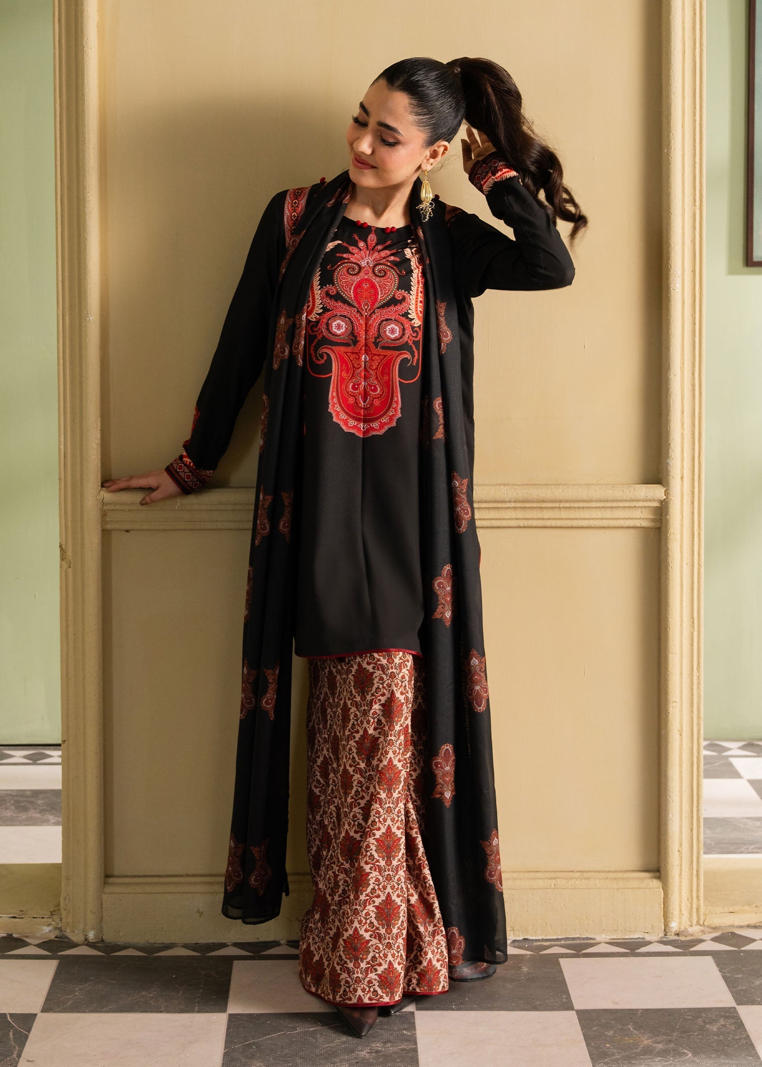 Maria Osama Khan | Retro'26 | Fiora - House Of Hania