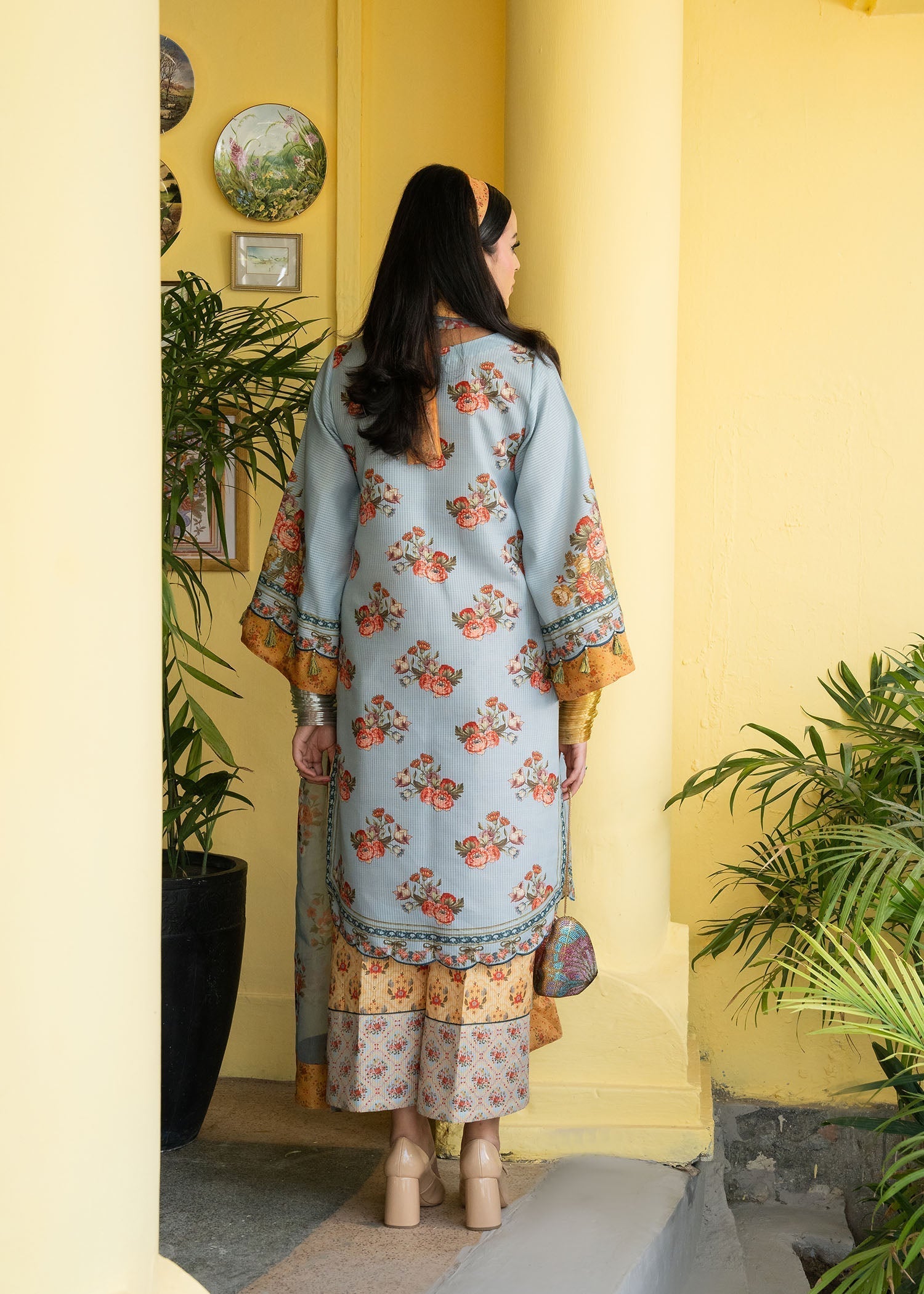 Maria Osama Khan | Retro Lawn 25 | Sama - House Of Hania