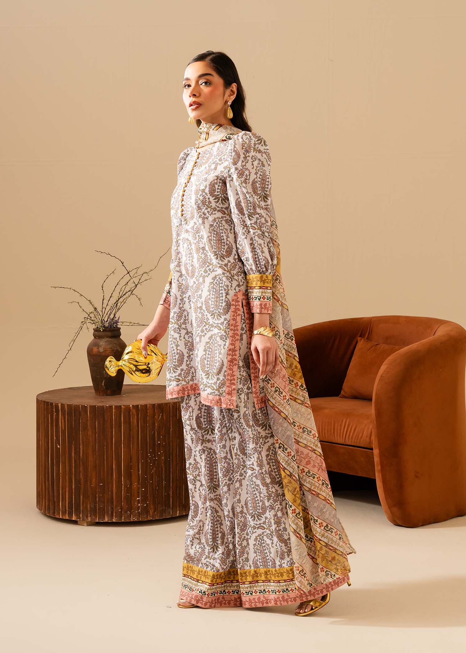 Maria Osama Khan | Retro Vol 3 | Milan - House Of Hania