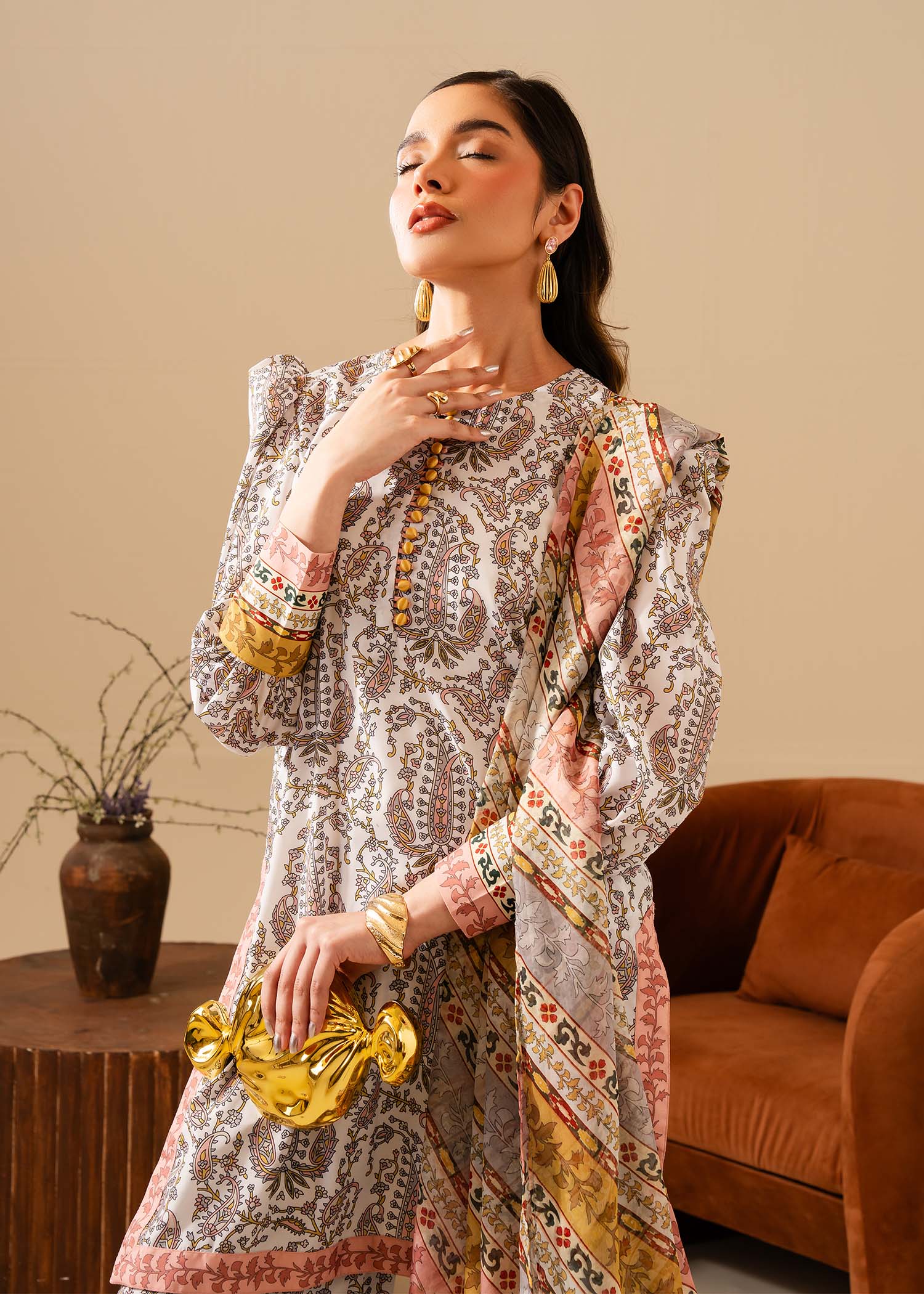 Maria Osama Khan | Retro Vol 3 | Milan - House Of Hania