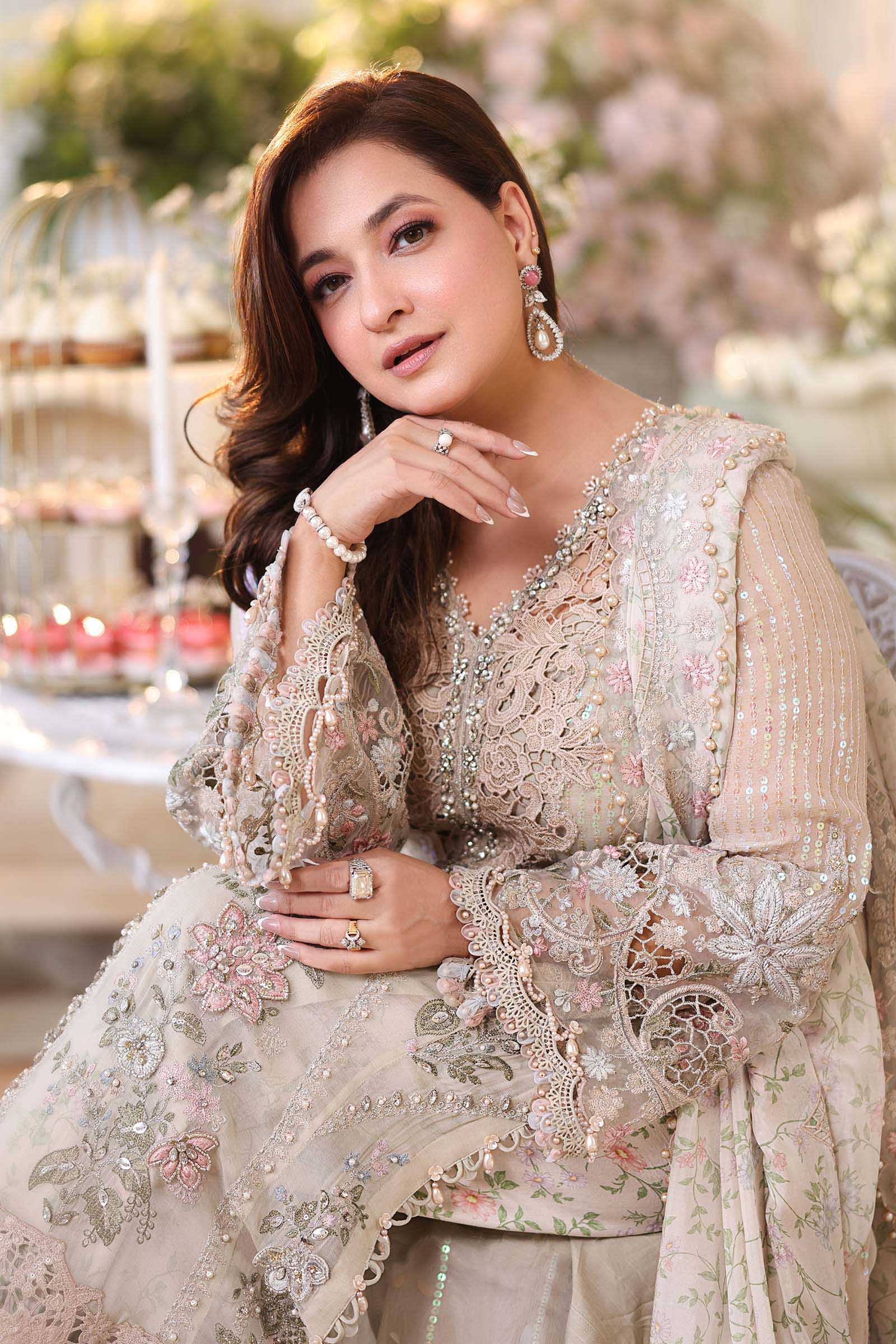 Maria b | Chiffon Formals 26 | MPC-26-107-Ivory Beige - House Of Hania
