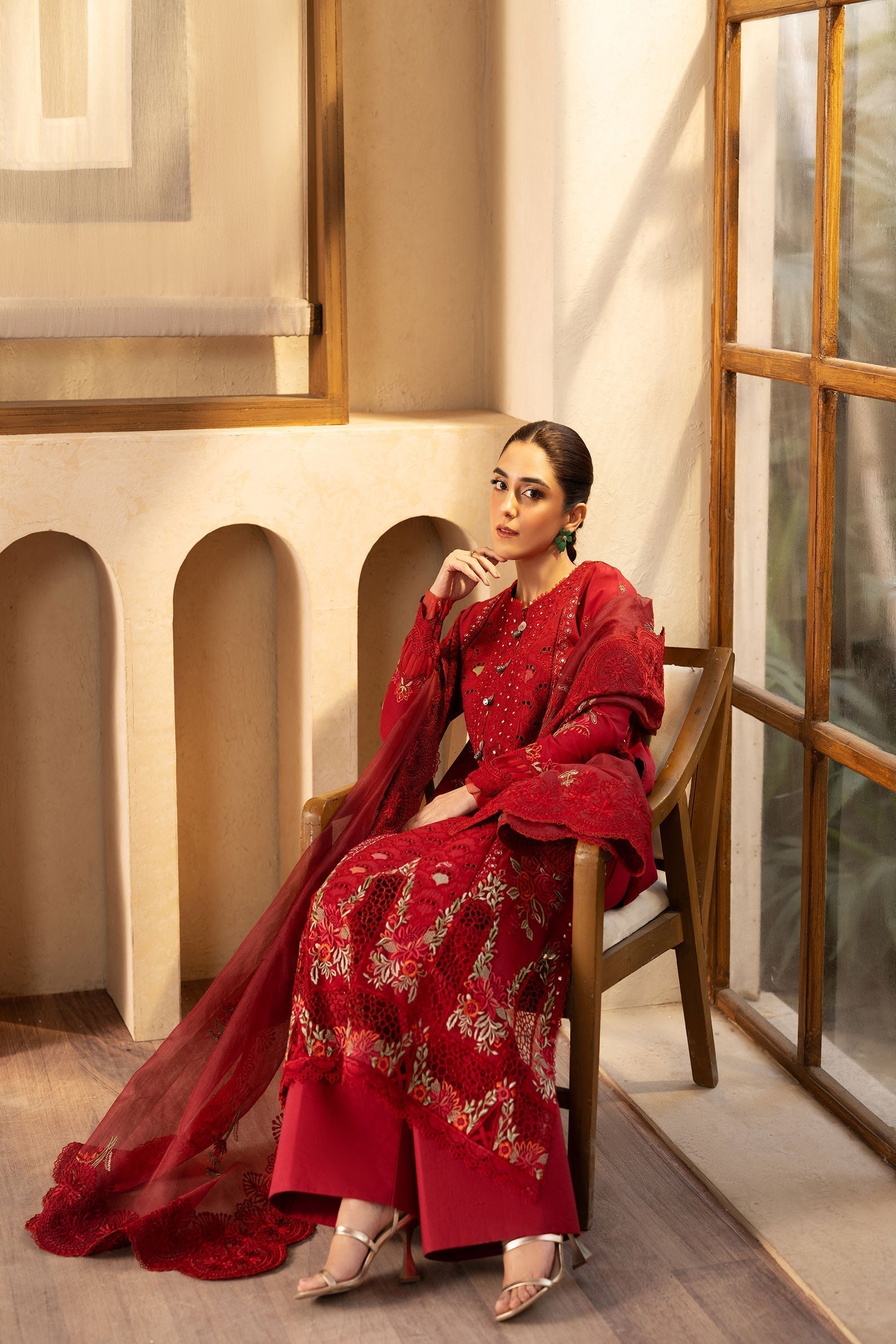 Maryam Hussain | Luxury Lawn 25 | Berry - House Of Hania