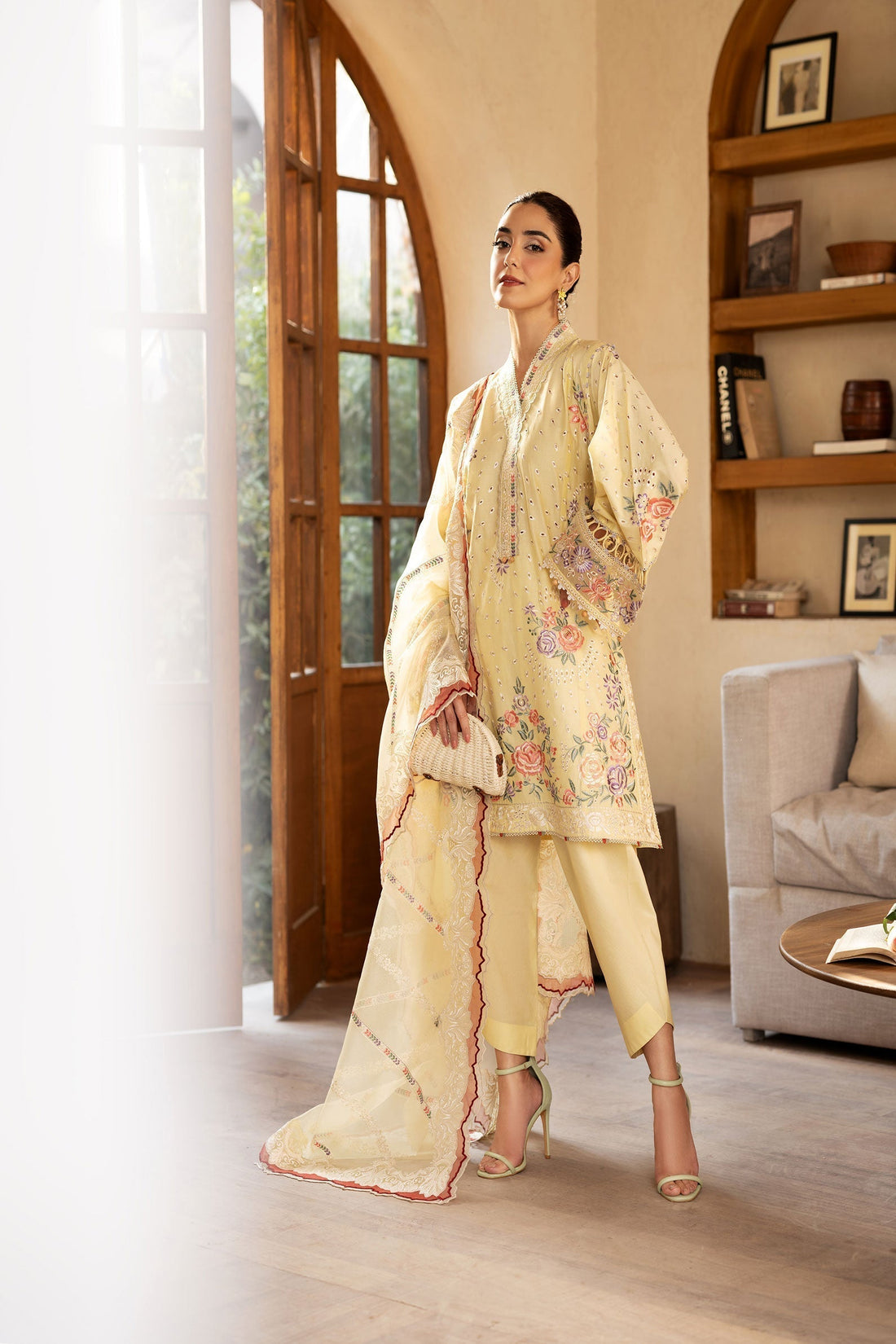 Maryam Hussain | Luxury Lawn 25 | Lemon Garden - House Of Hania