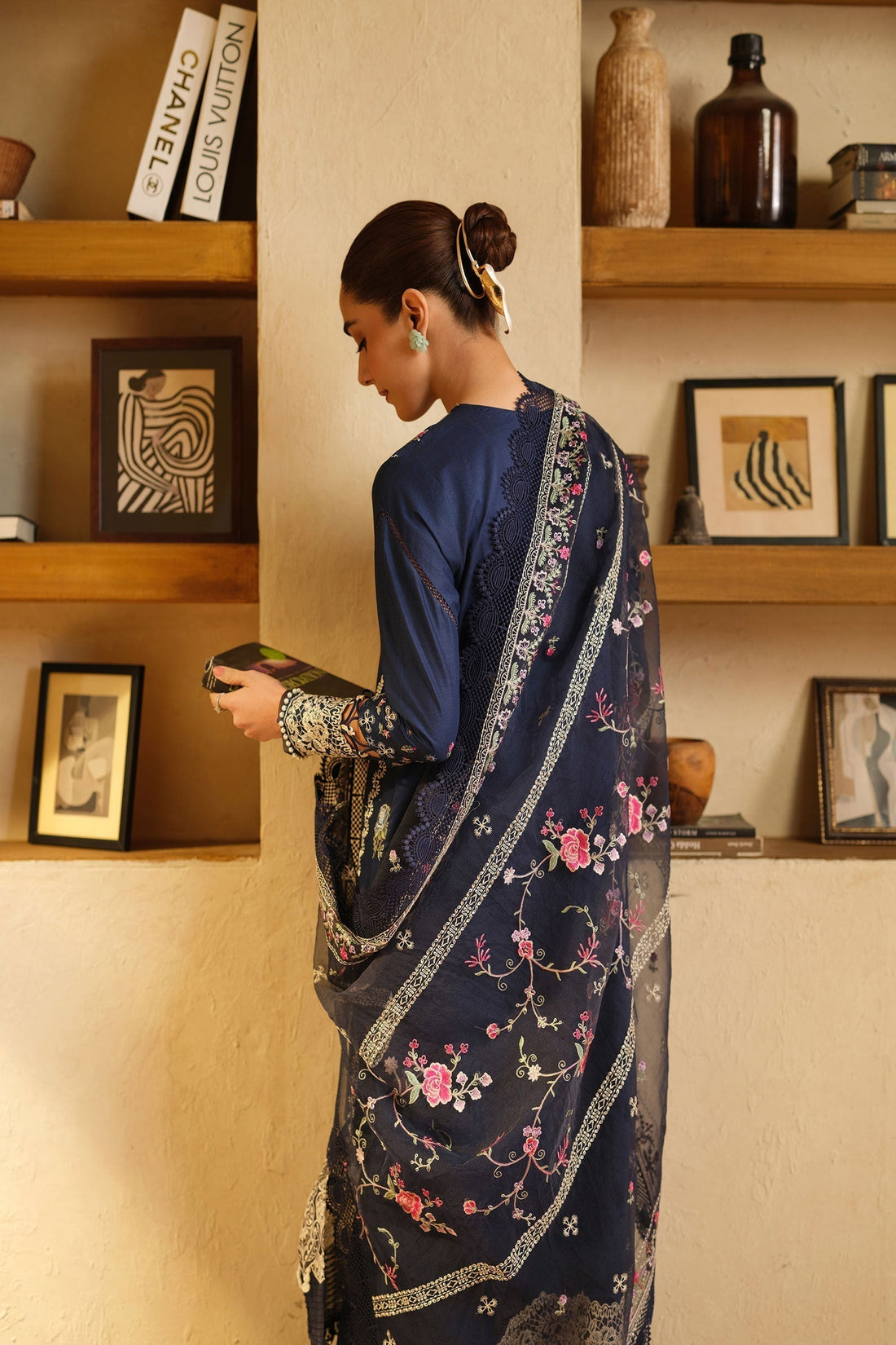 Maryam Hussain | Luxury Lawn 25 | Twilight - House Of Hania
