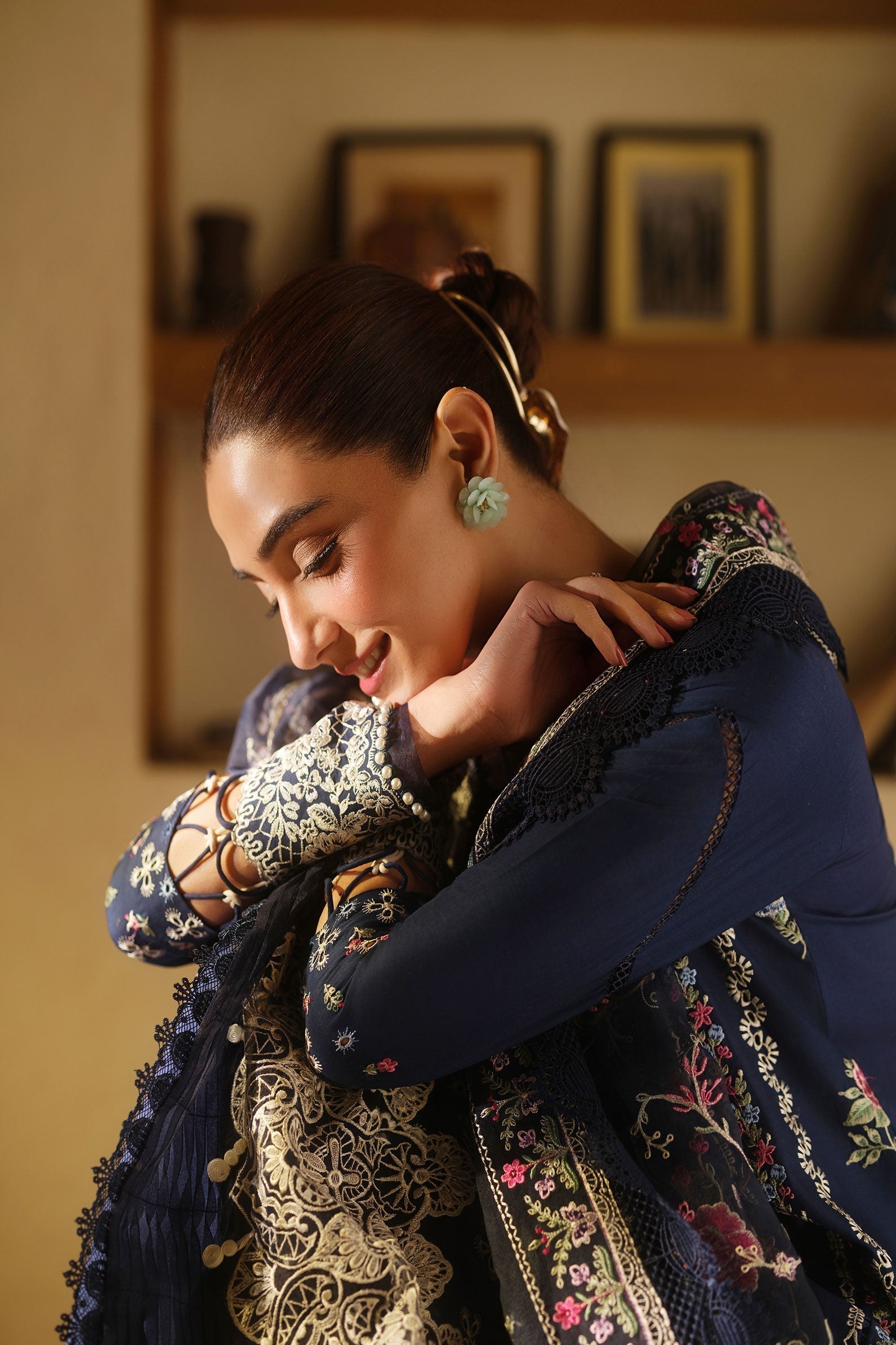 Maryam Hussain | Luxury Lawn 25 | Twilight - House Of Hania