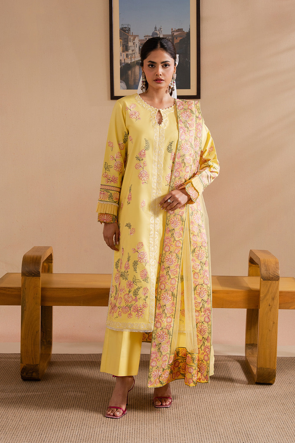 Maryum N Maria | Belle Pret | BERSHKA - MS50176 - House Of Hania