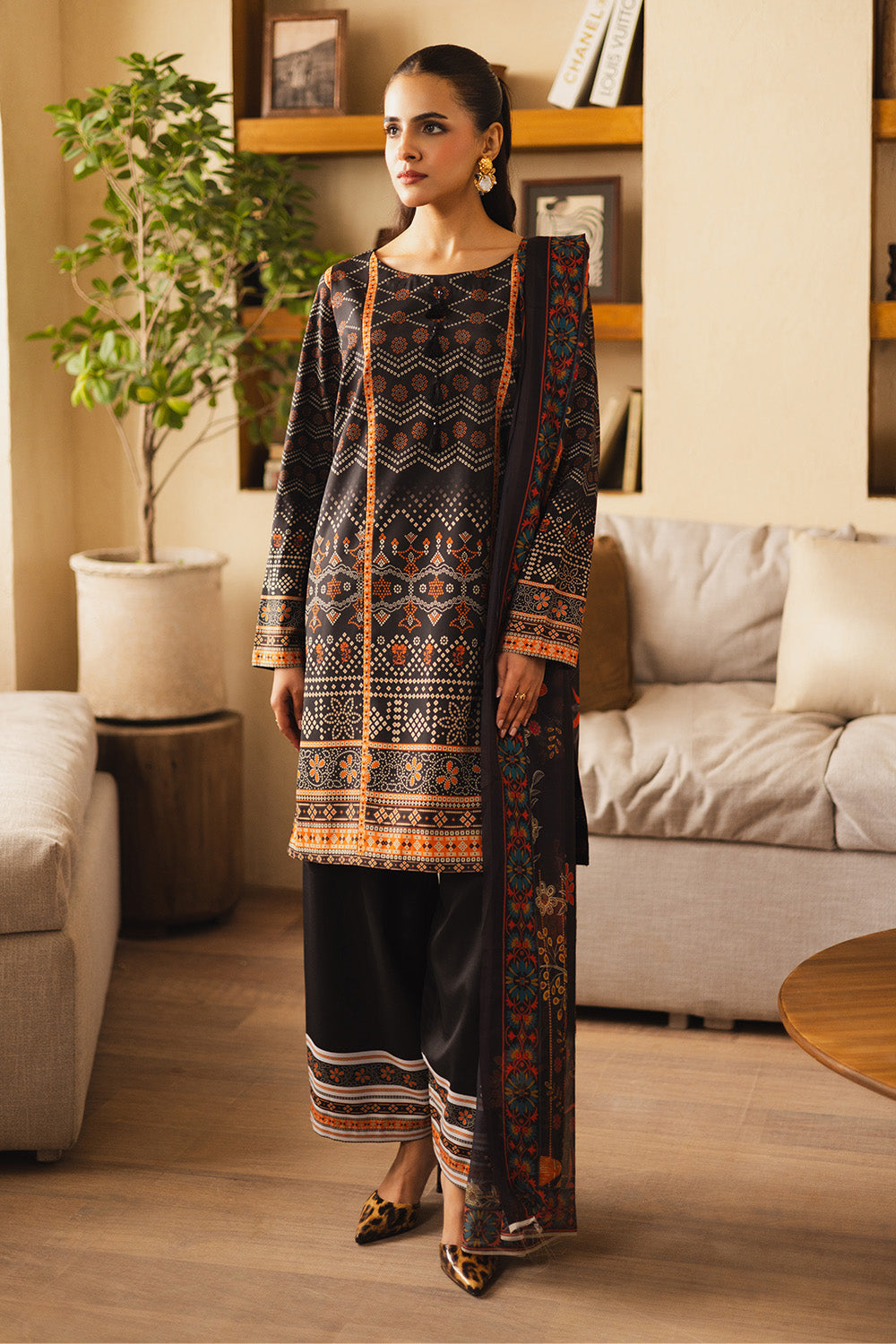 Maryum N Maria | Ceil 25 | ARMANI - House Of Hania