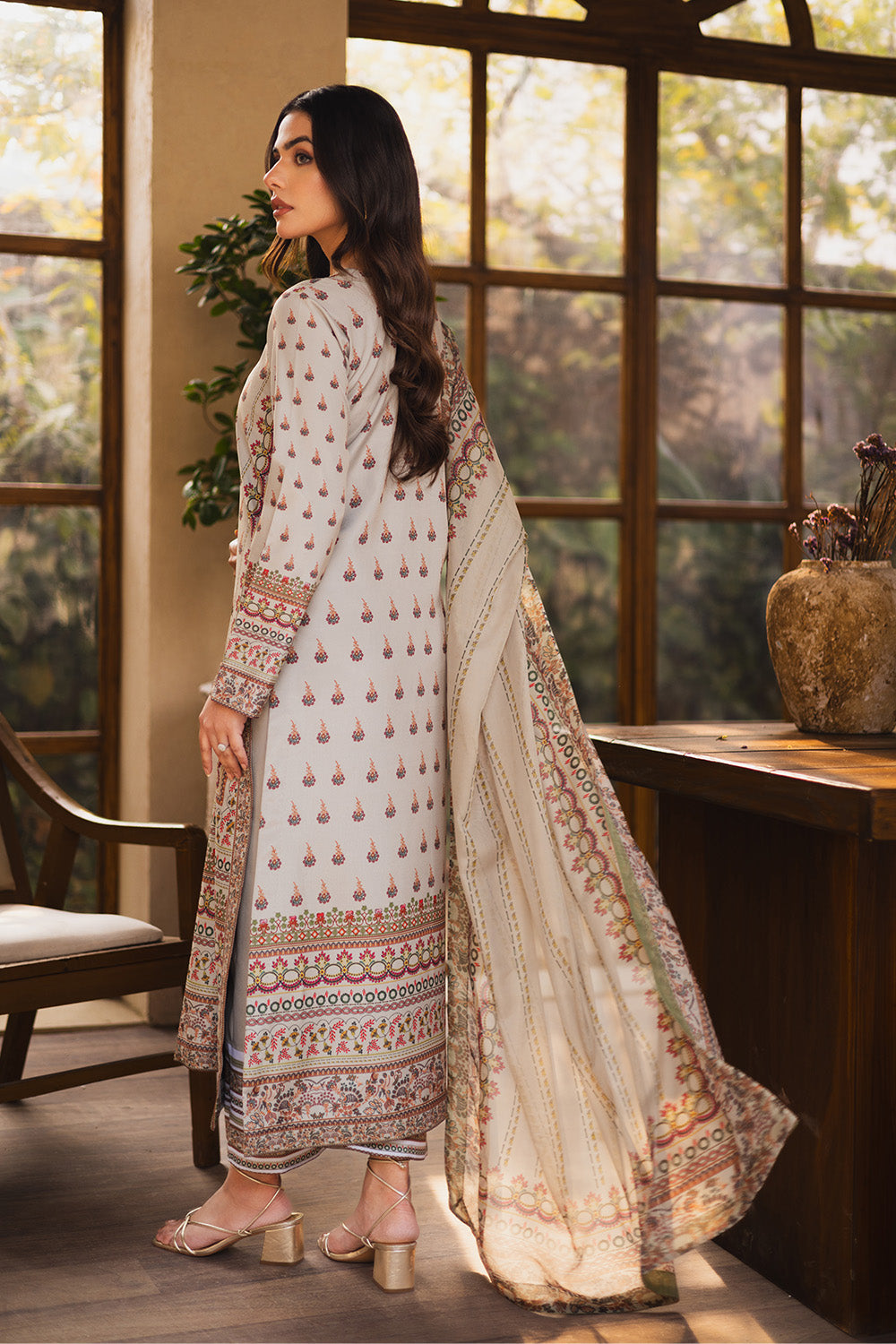 Maryum N Maria | Ceil 25 |  DIBA - House Of Hania