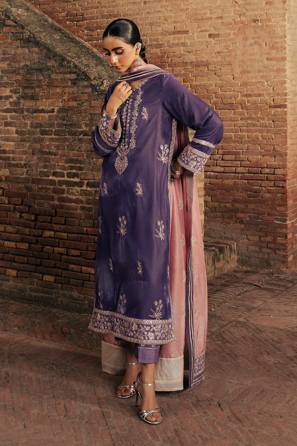 Maryum N Maria | Gulshan e Makhmal | MAËLLE - MSS5606 - House Of Hania