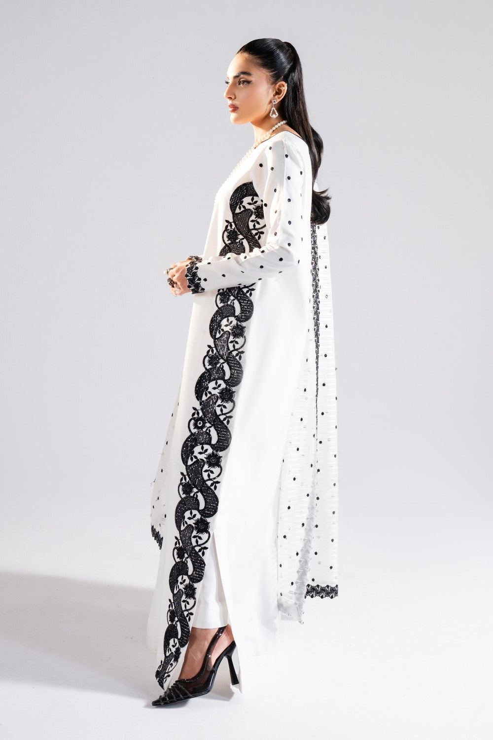 Maryum N Maria | Luna Formals | ARELA - House Of Hania