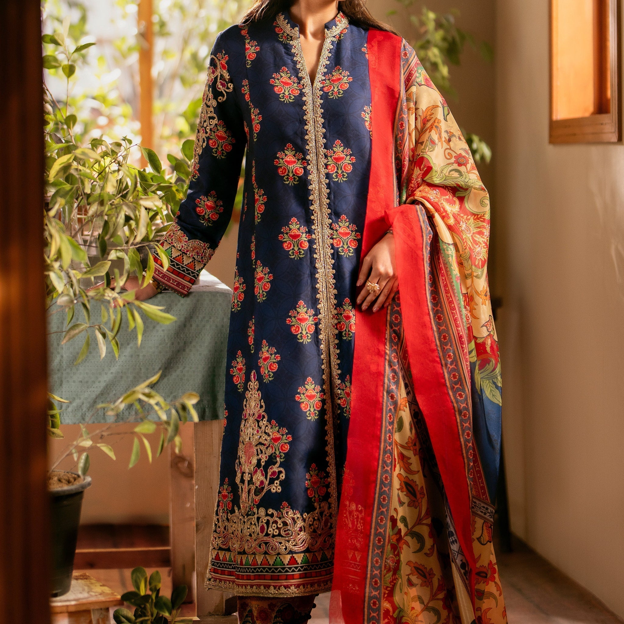 Maryum N Maria | Luxury Lawn 24 | Mariam - House Of Hania